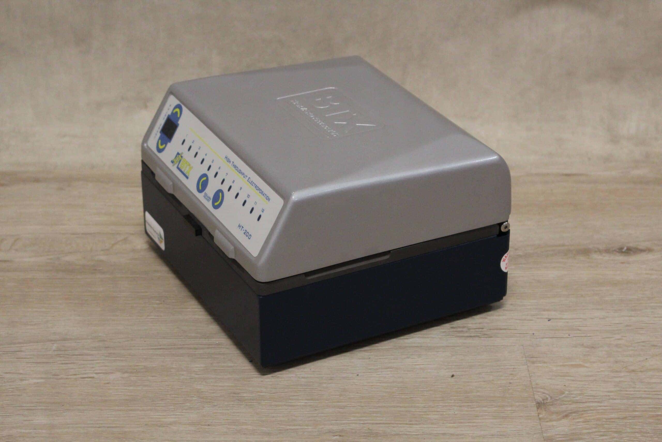 BTX HT-200 Electroporation Plate Handler, image 2
