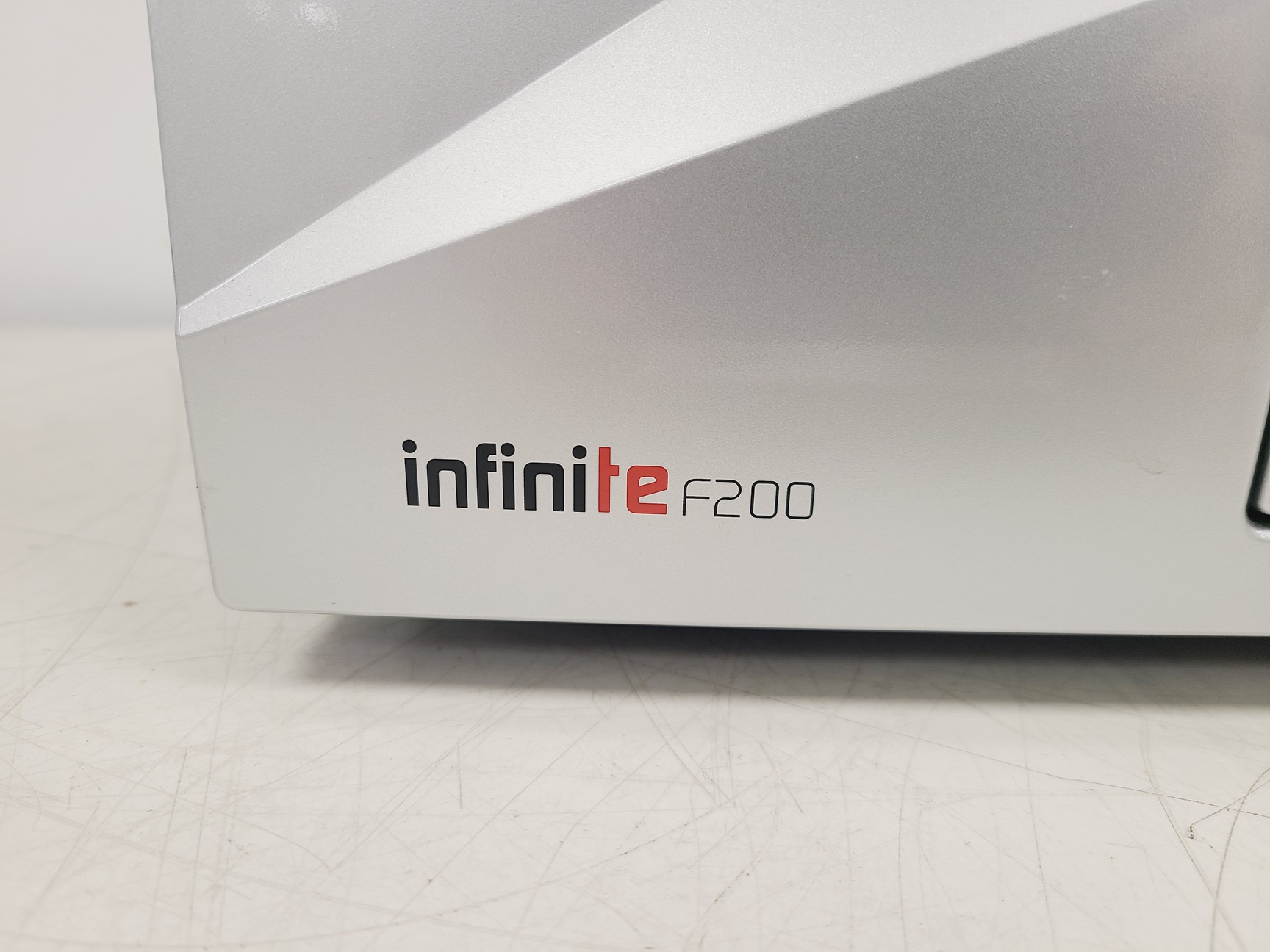 Tecan Infinite F200 Microplate Reader, image 10
