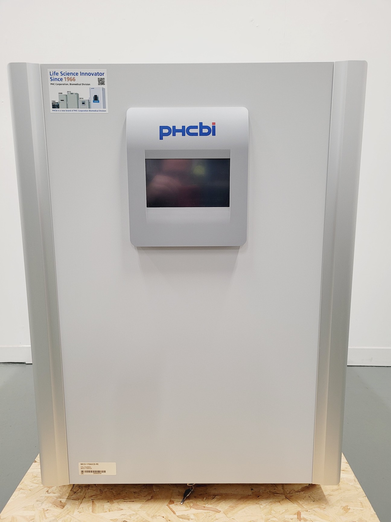 PHCbi MCO-170AICD-PE CO2 Incubator (Dry Heat Sterilisation), image 2