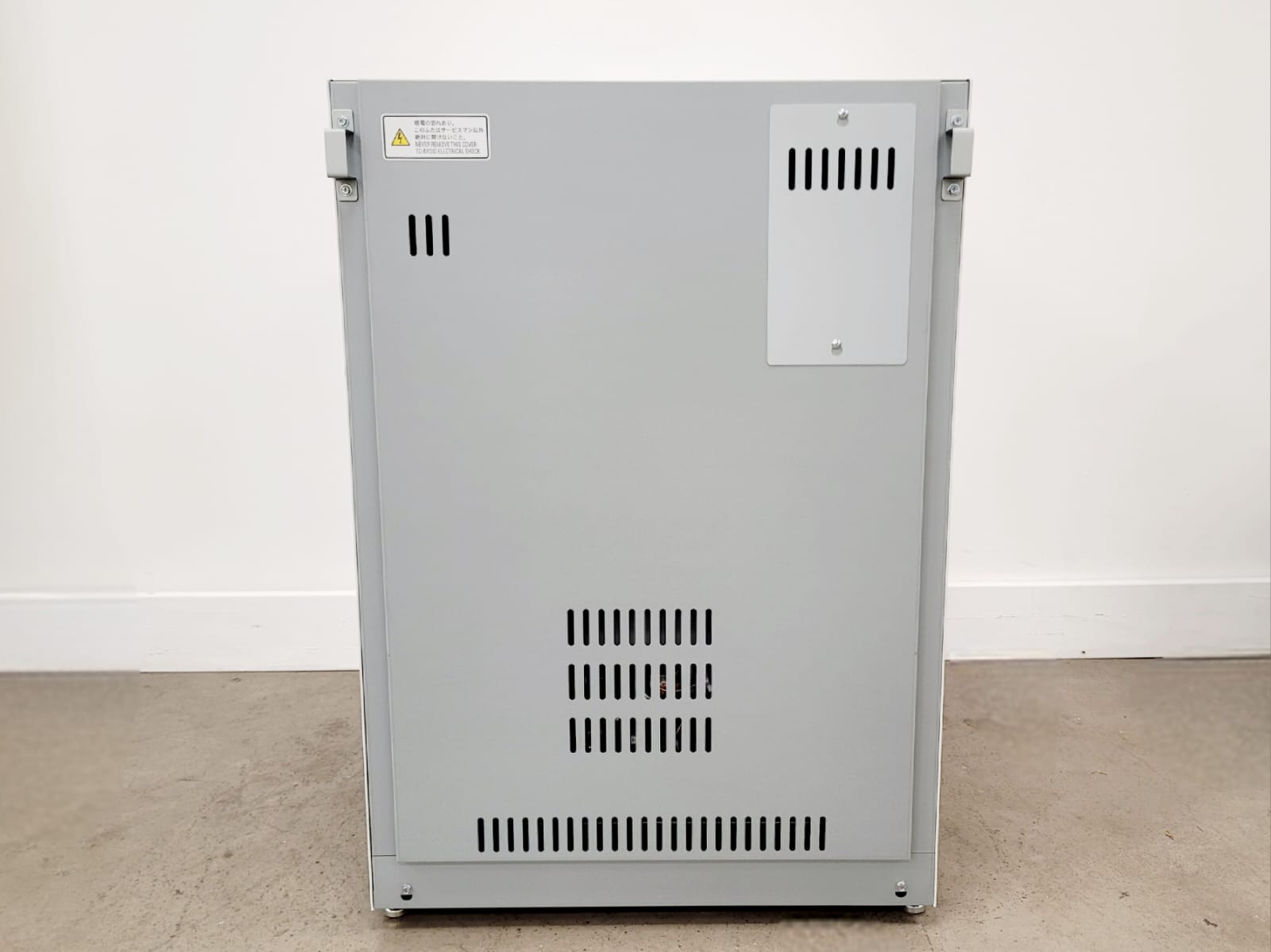 PHCbi MCO-170AICD-PE CO2 Incubator (Dry Heat Sterilisation), image 4