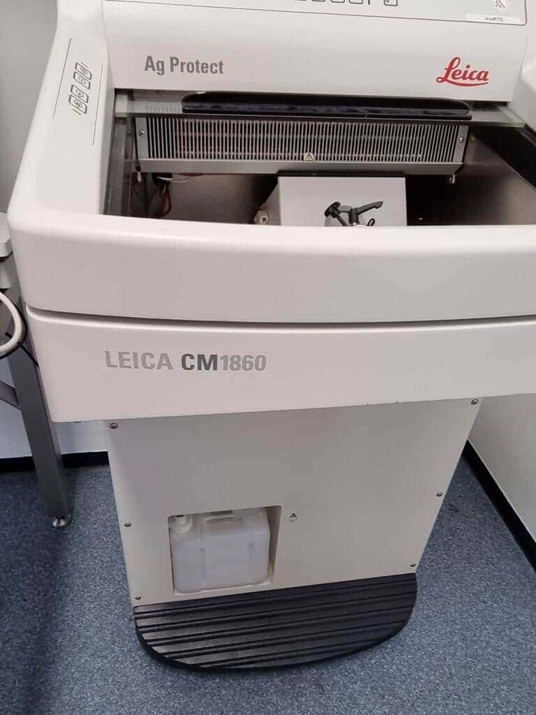 Leica CM1860 Microtome, image 2