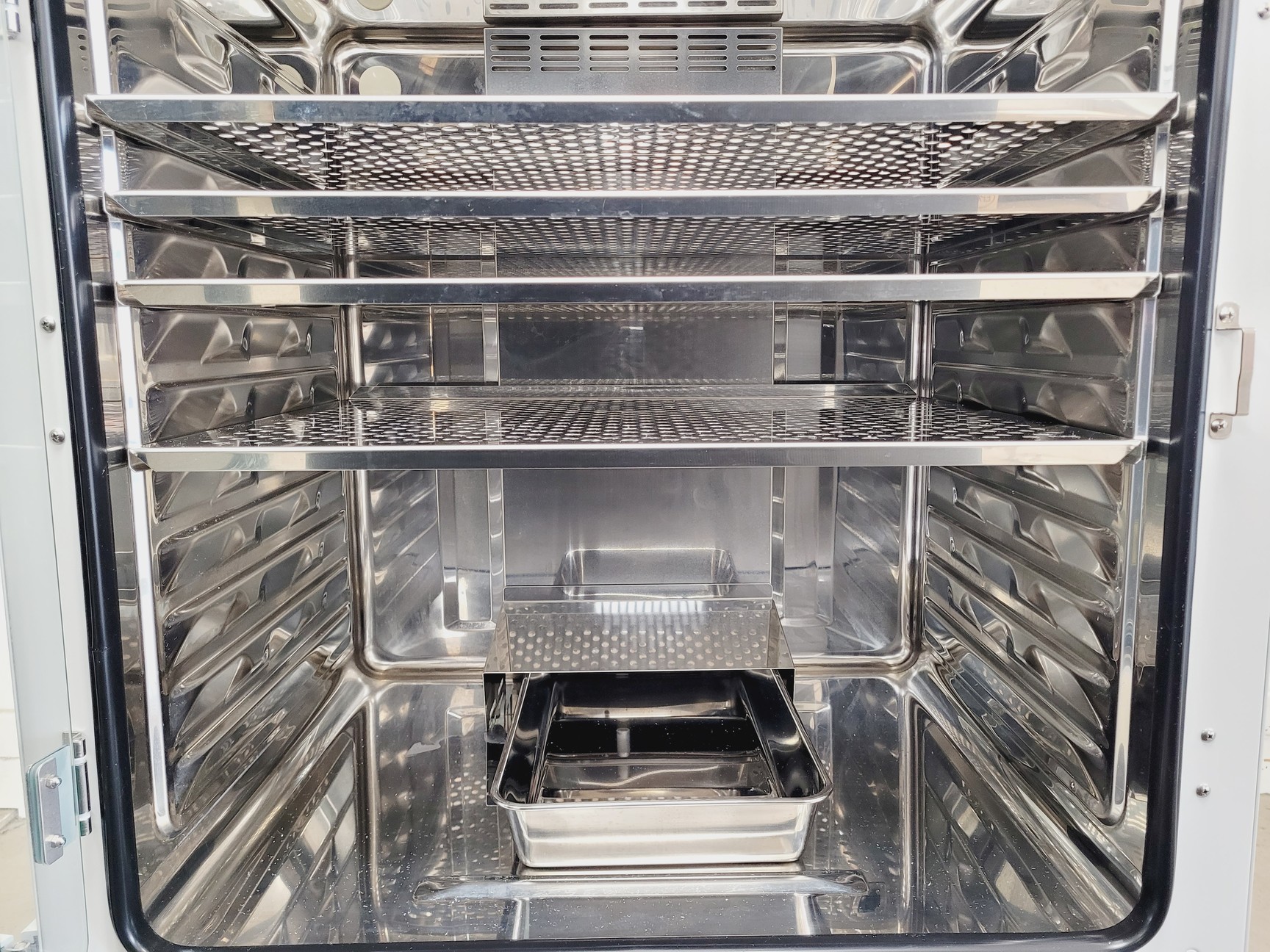 PHCbi MCO-230AICUV-PE CO2 Incubator (230 L), image 4