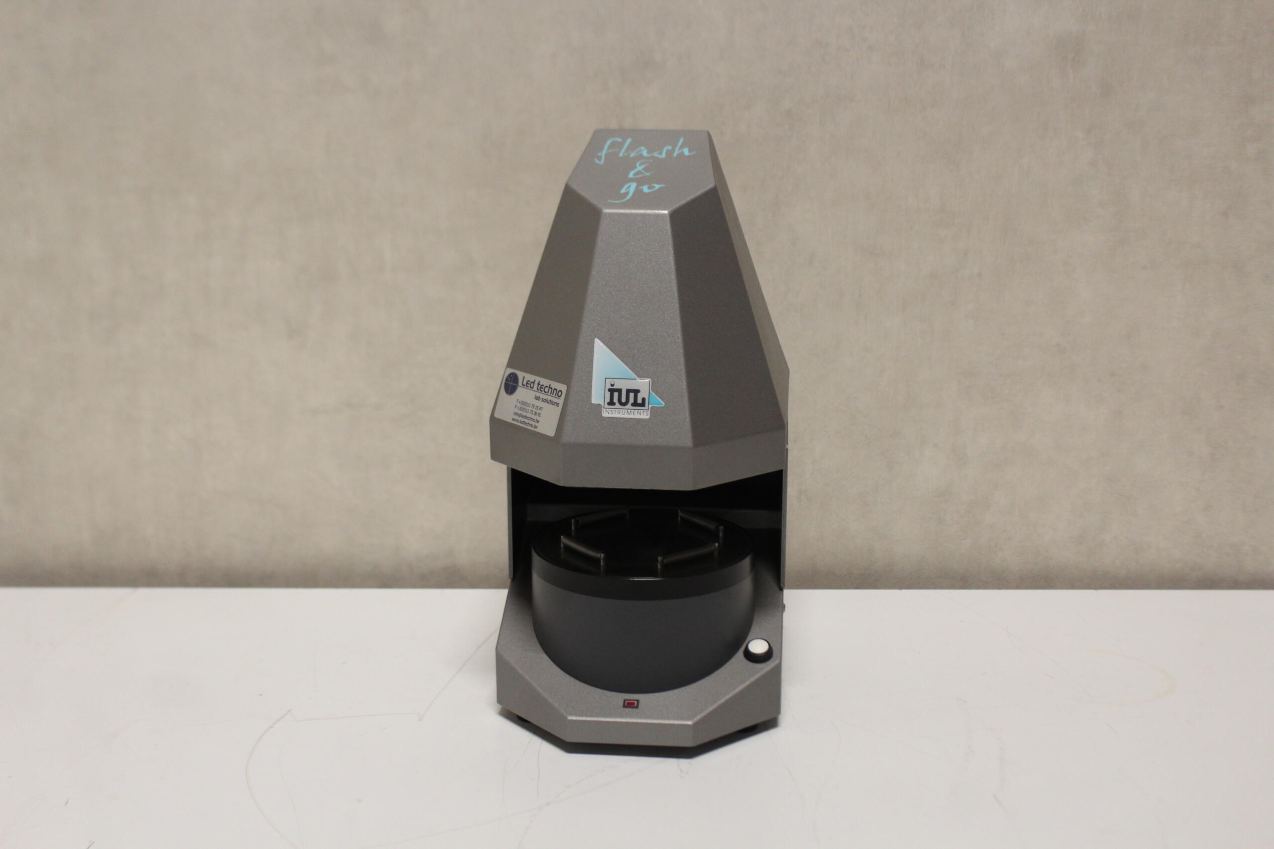 IUL Instruments FLASH & GO Automatic Colony Counter