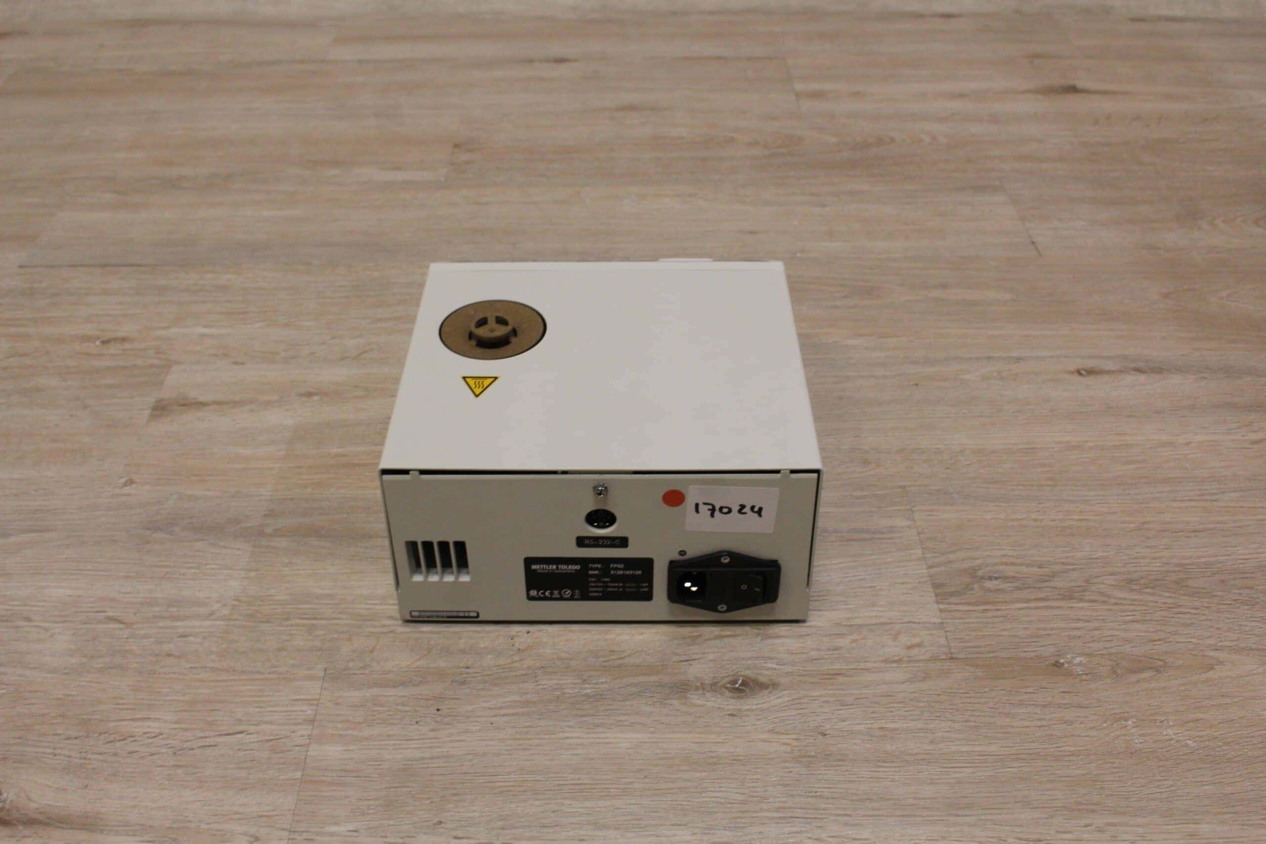 Mettler Toledo FP62 Melting Point meter, image 4