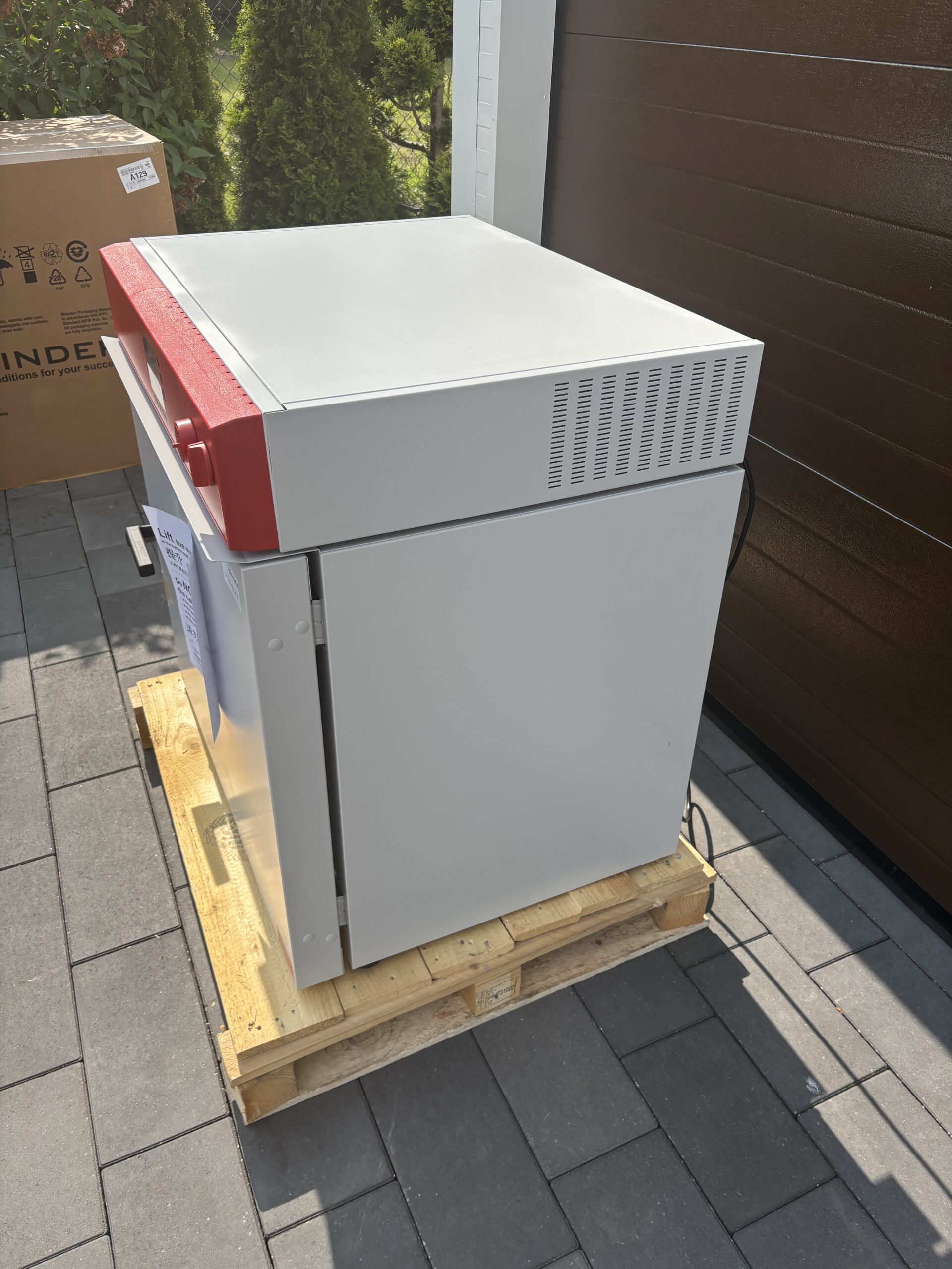 Binder M 115 Drying Oven, image 3