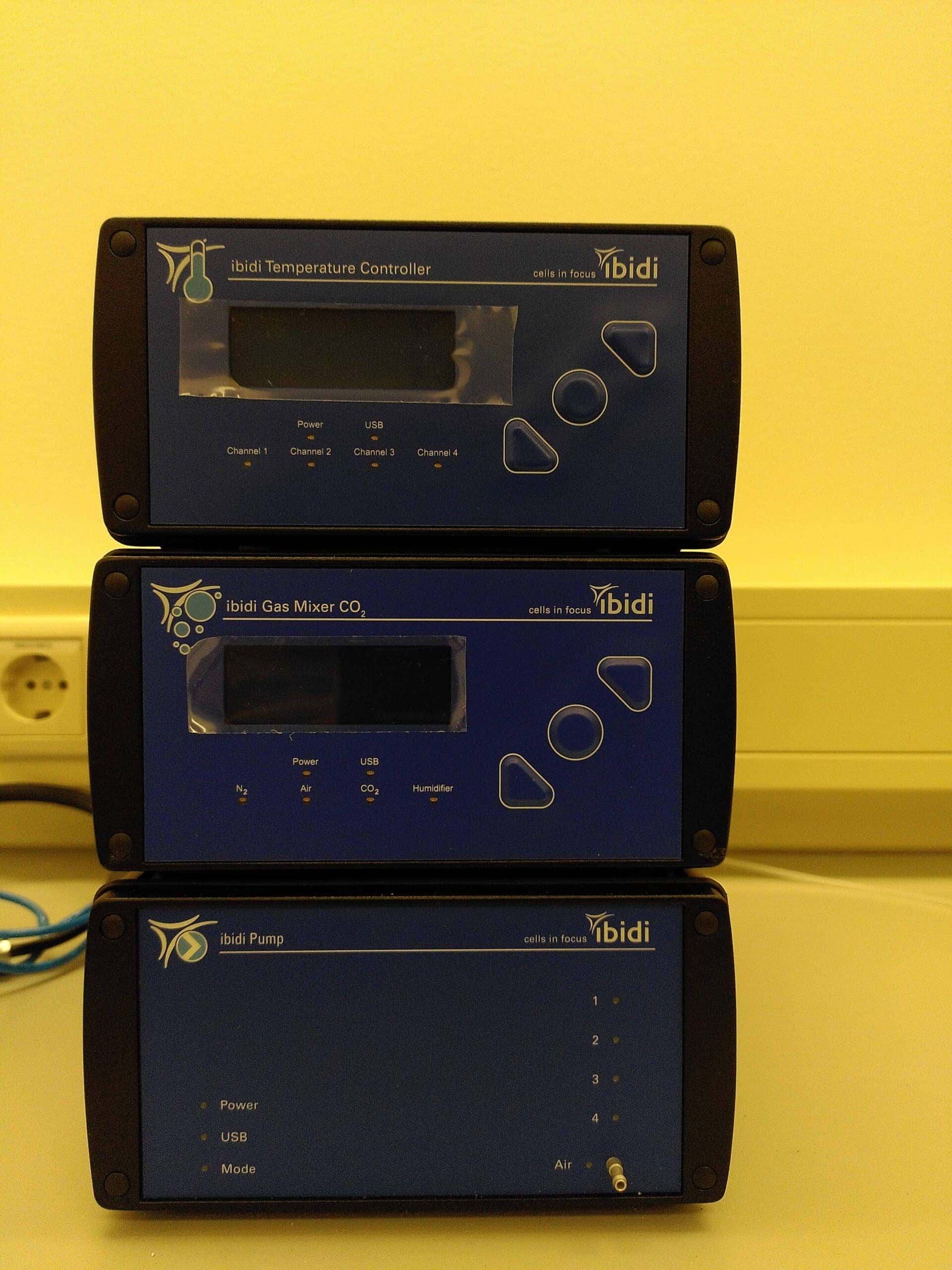ibidi Pump System for Long-term Cell Culture