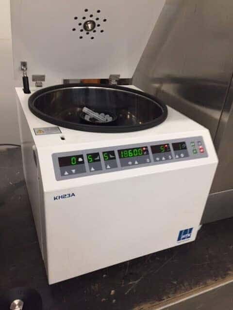 HTK KH23A Centrifuge, image 3