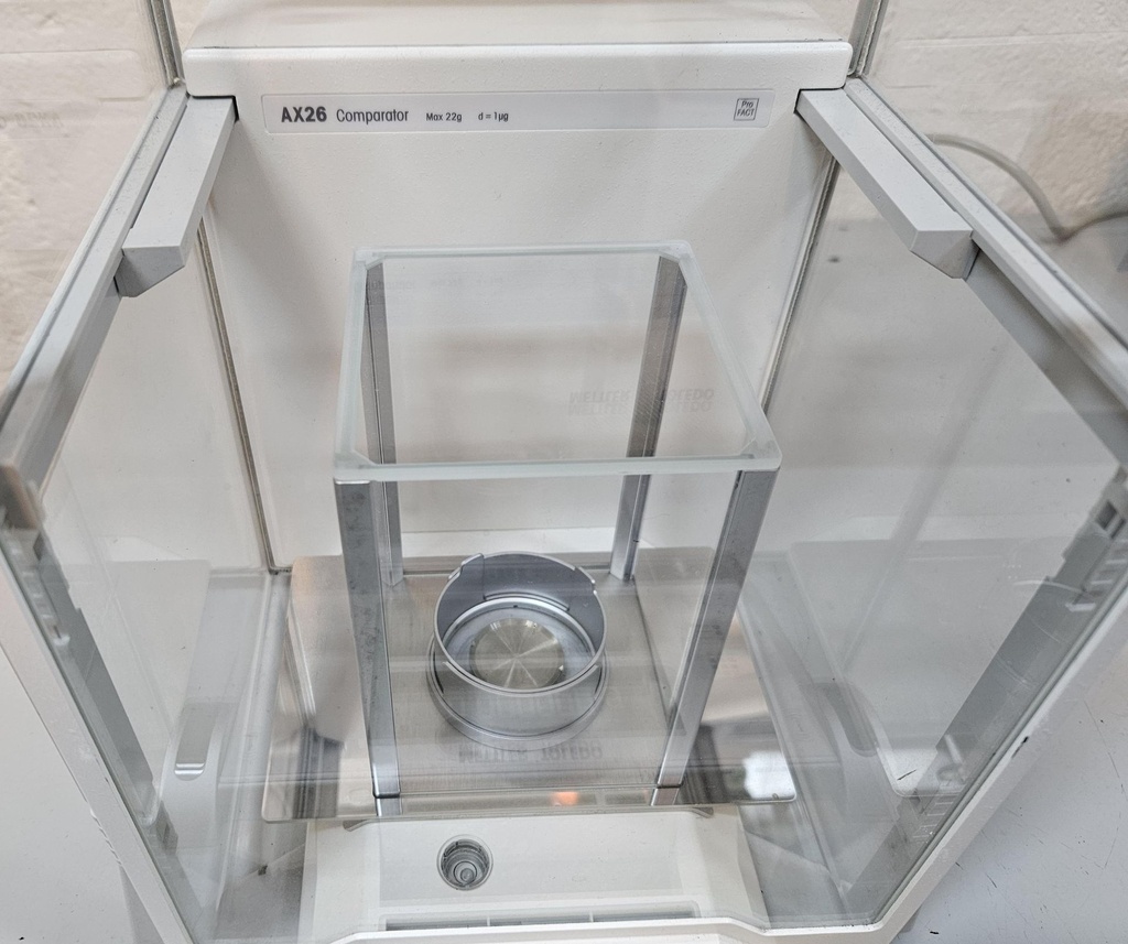 Mettler Toledo AX26 Comparator Microbalance, image 5