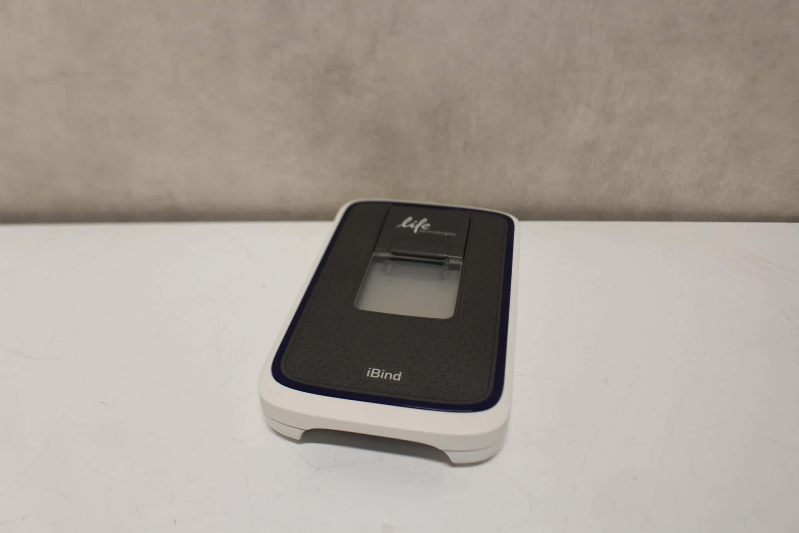 Invitrogen iBind Western Blot Processing Device