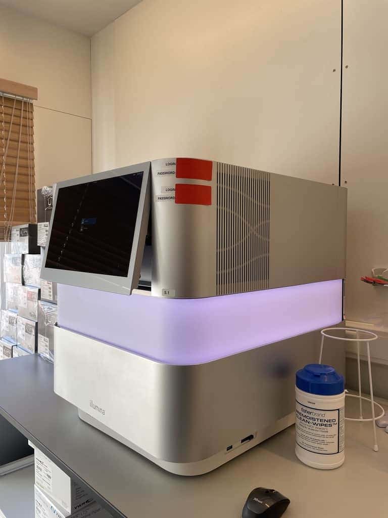 Illumina NextSeq 1000 Sequencing System, image 2