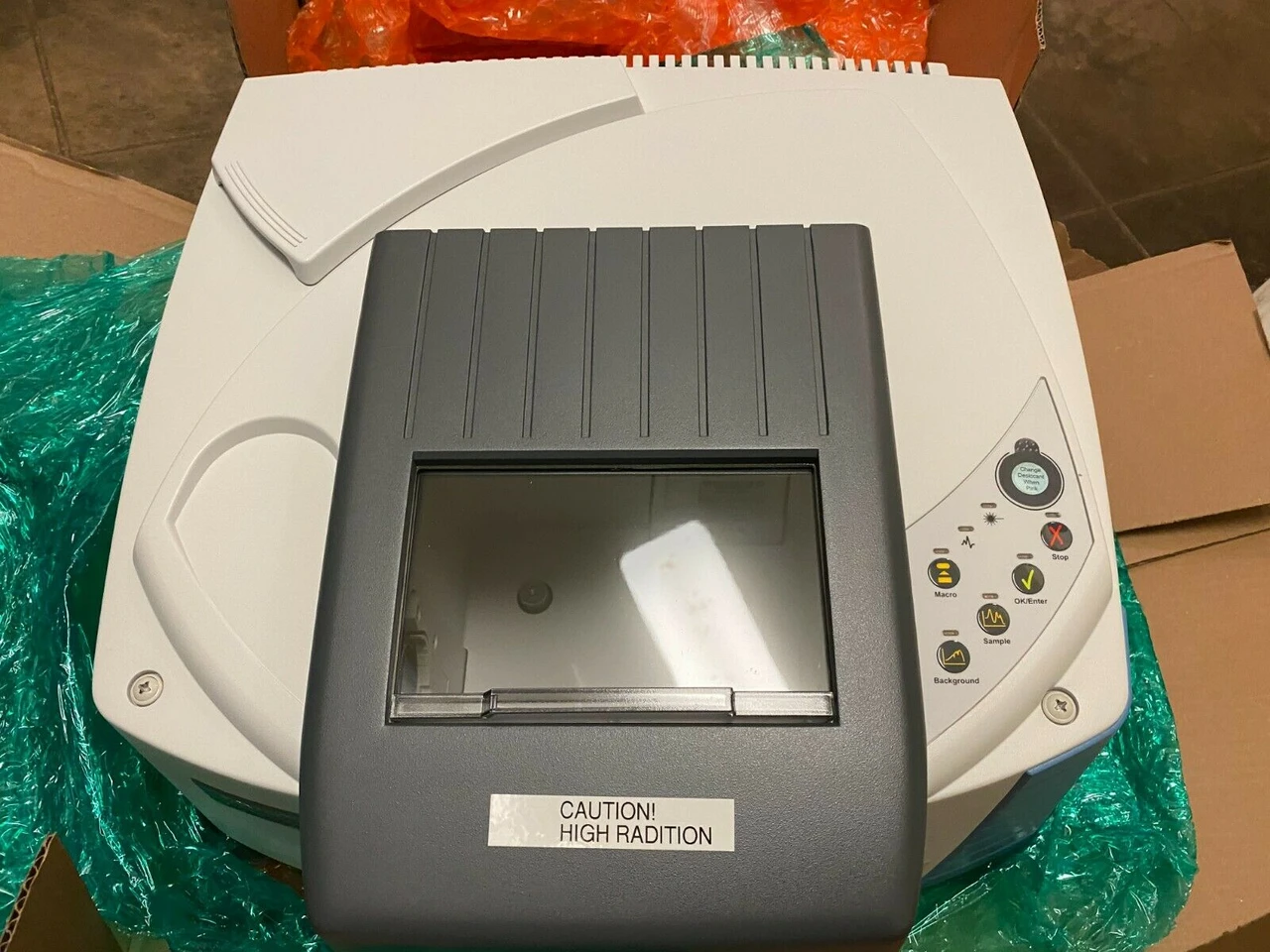 Thermo Scientific Nicolet iS10 FTIR Spectrometer