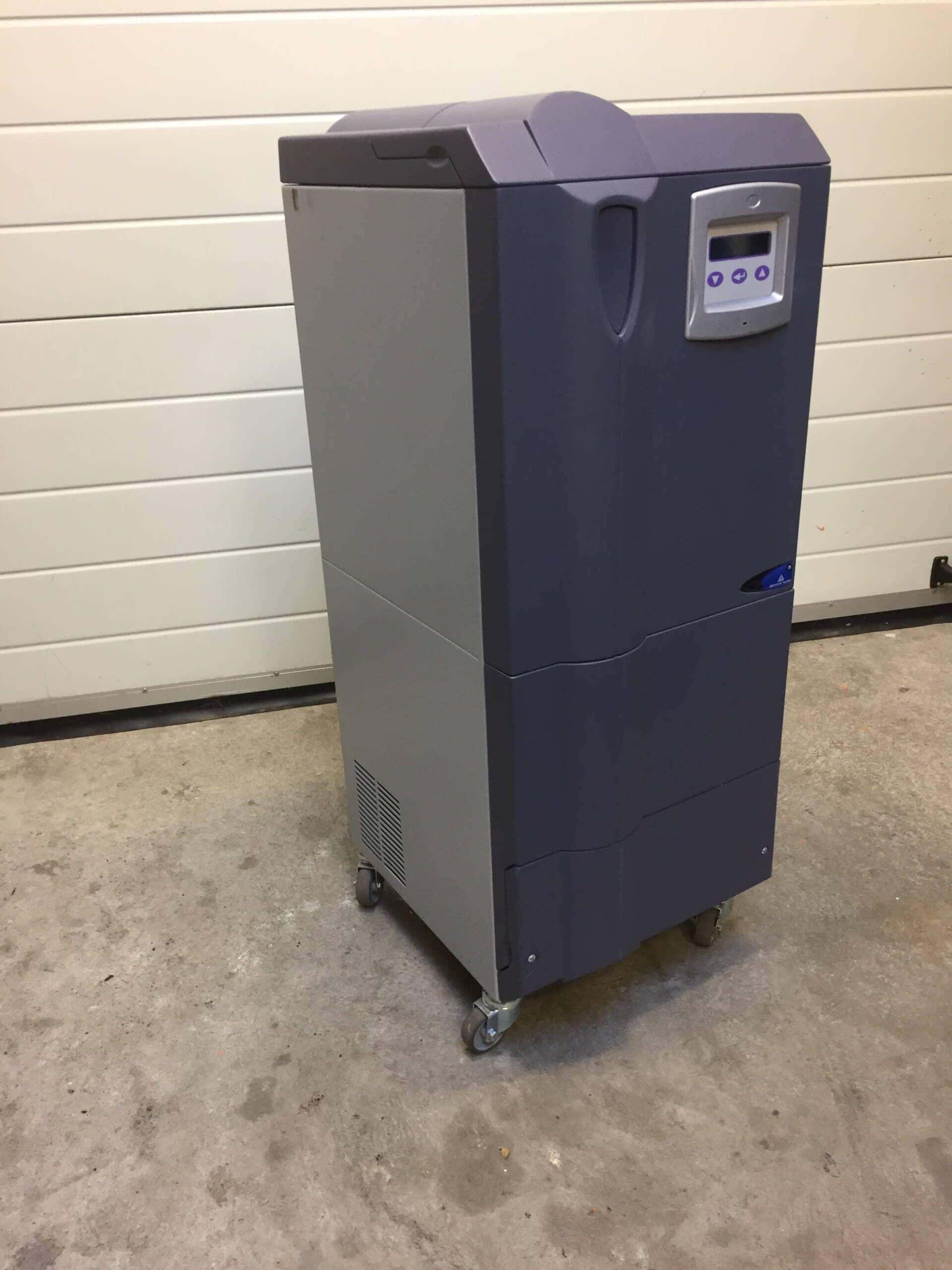 Parker G1010E Nitrogen Generator, image 3
