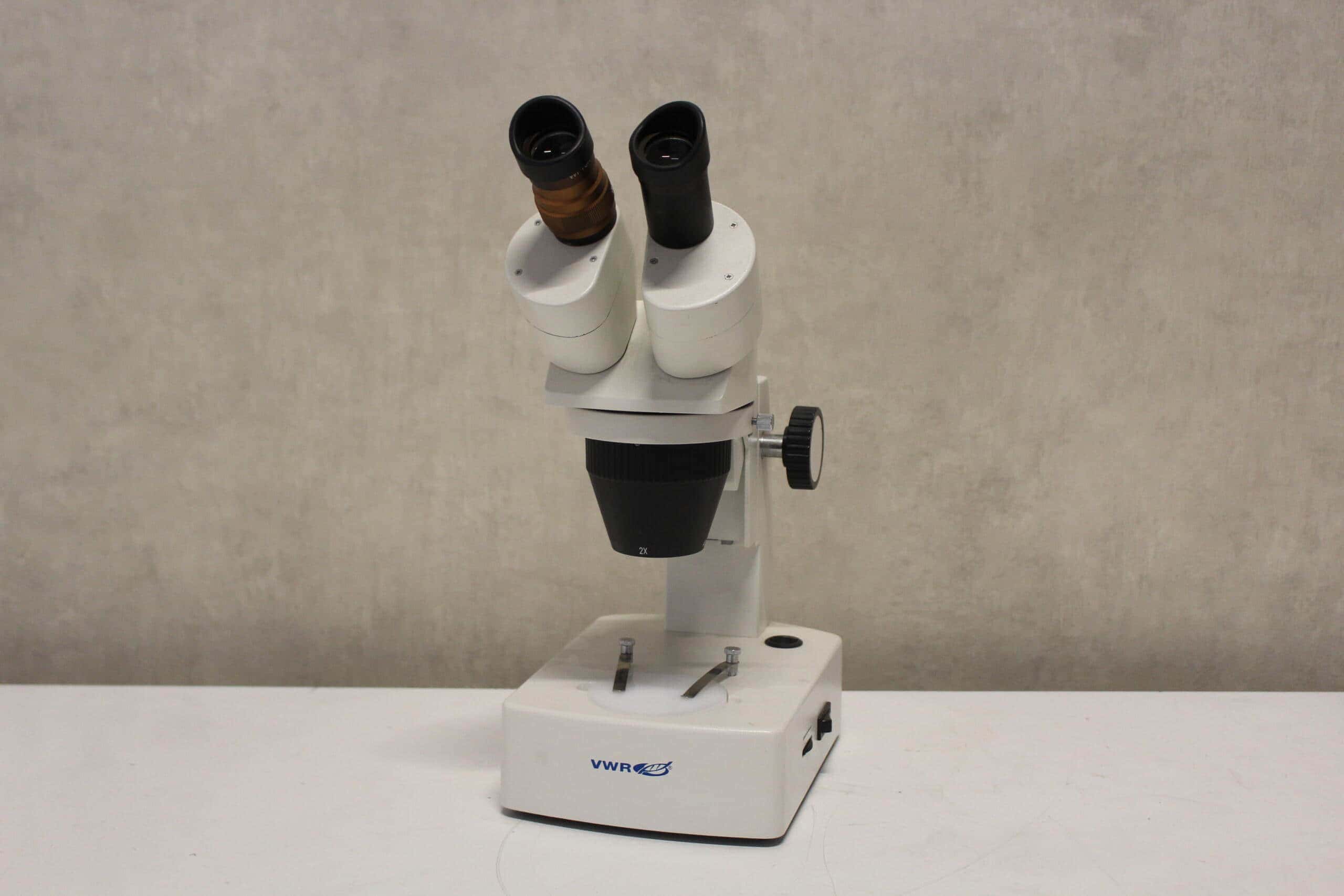 VWR STB 300 Stereomicroscope