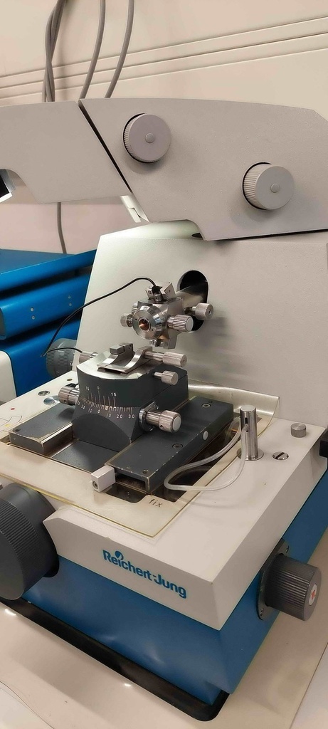 Reichert-Jung Ultracut E Ultramicrotome, image 2