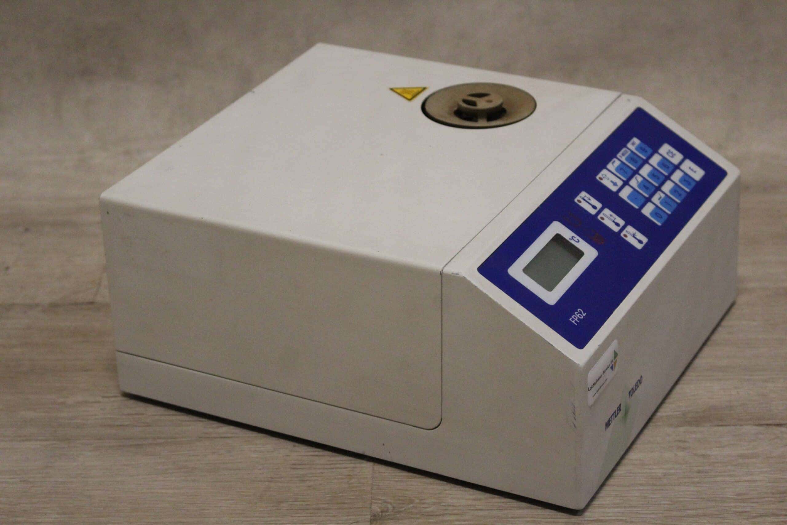 Mettler Toledo FP62 Melting Point Meter, image 3