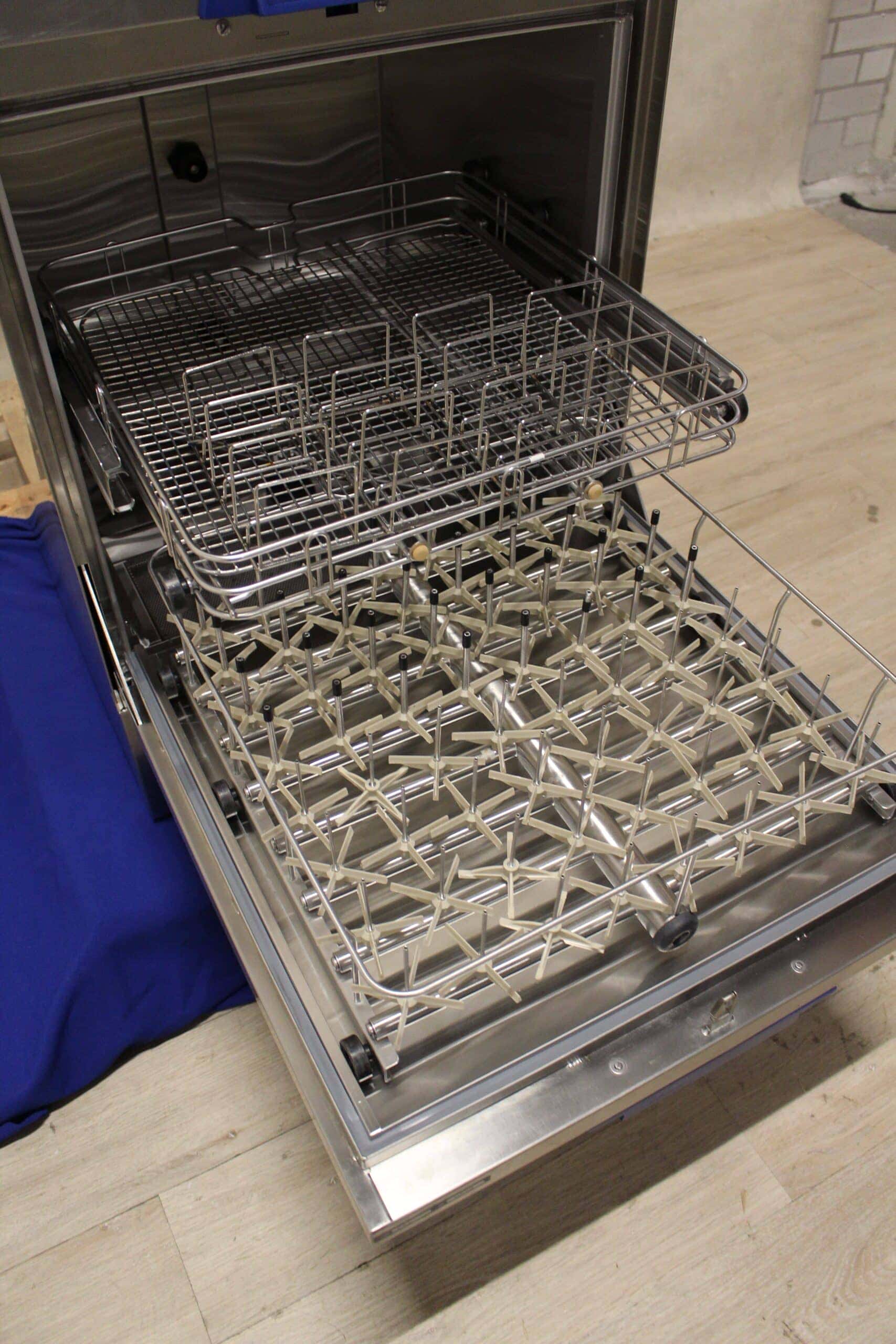 Lancer 815 LX Glassware Washer, image 2