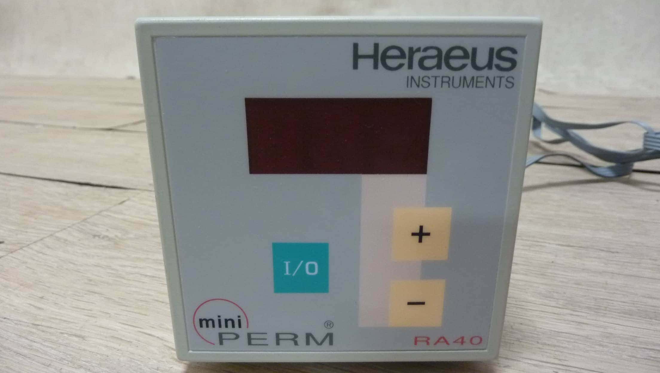 Heraeus Mini Perm RA40 Roller Mixer, image 2