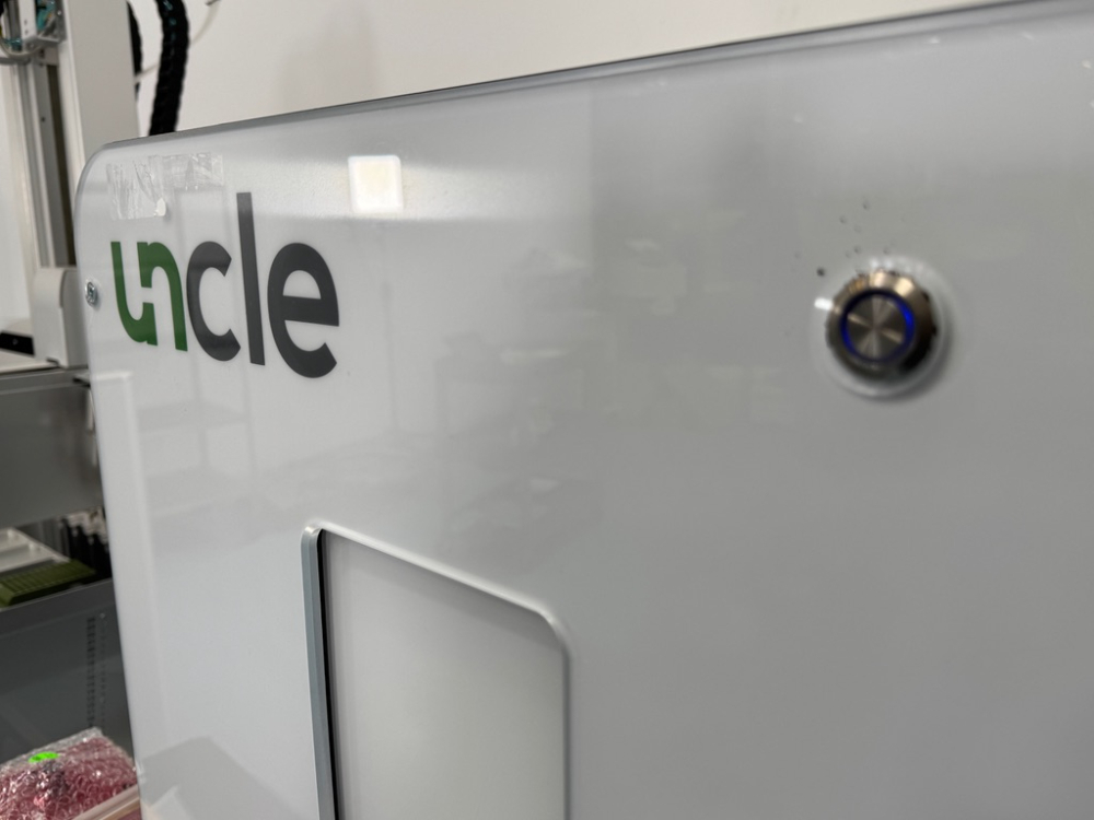 Unchained Labs Uncle Protein Stability Analyser, image 2