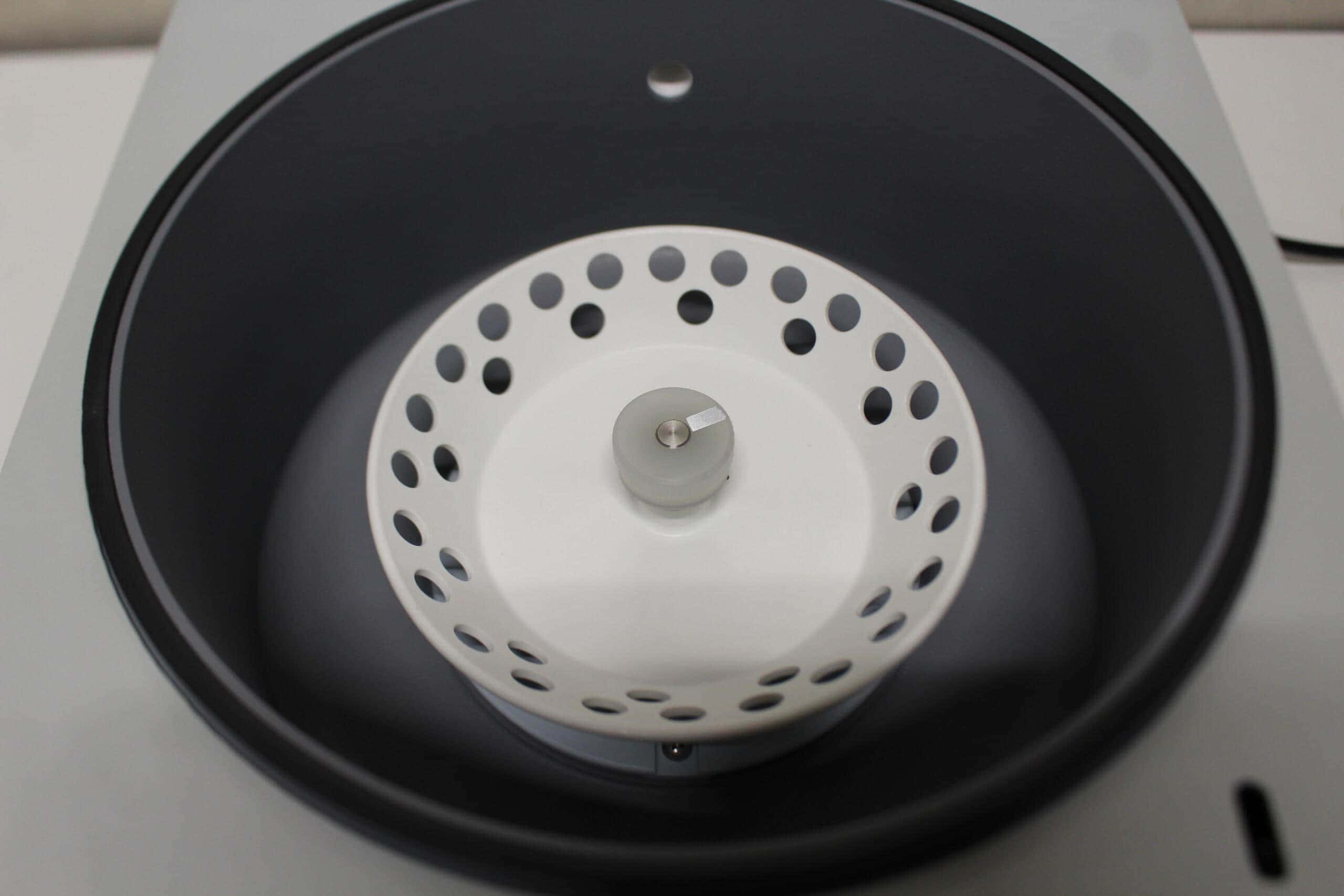 Thermo Scientific Savant DNA 120 SpeedVac Concentrator, image 4