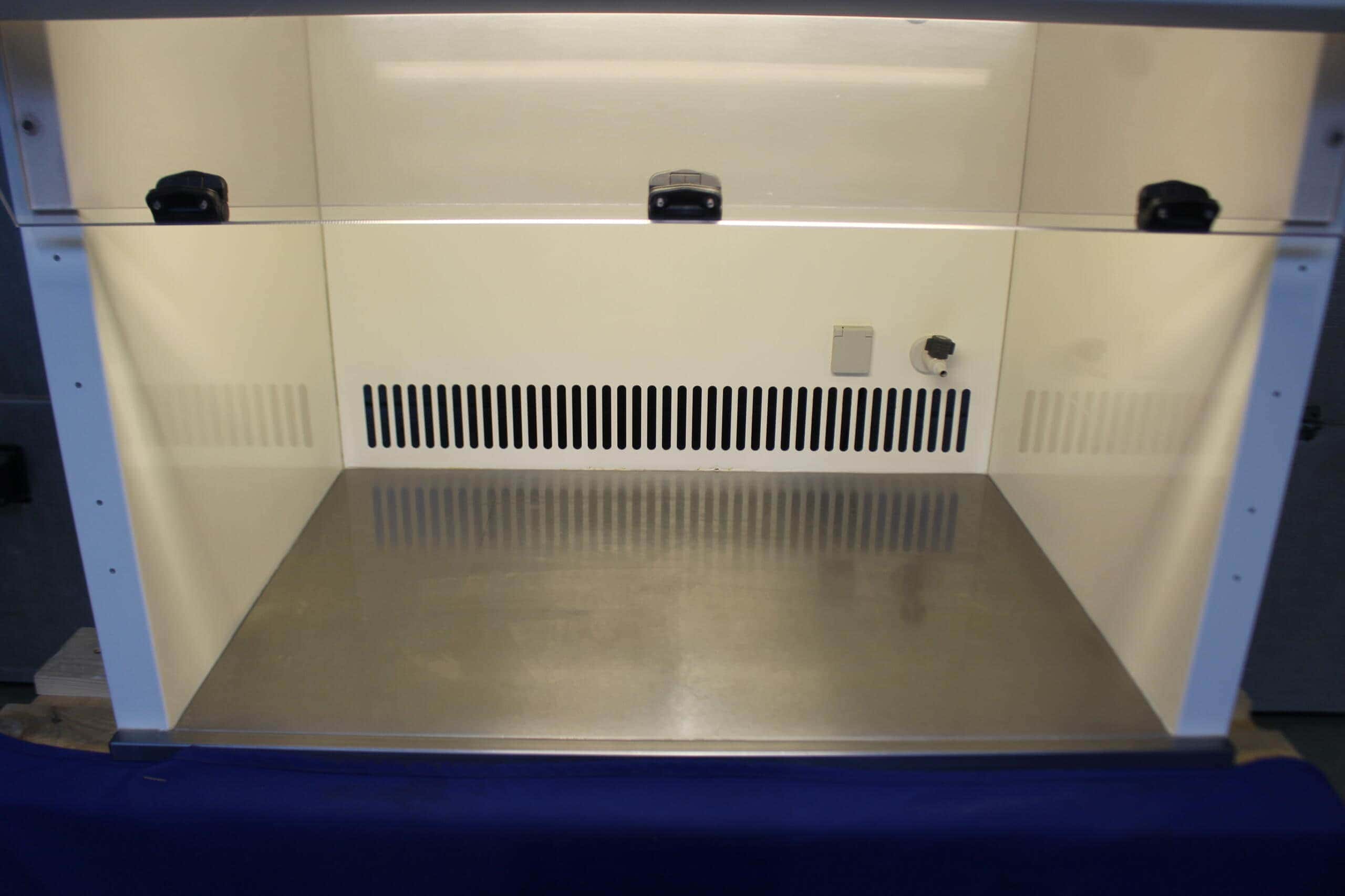 Clean Air DLF 360 EC Downflow Cabinet, image 2