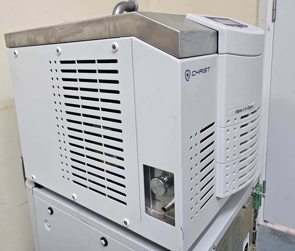 Martin Christ Alpha 2-4 LDplus Freeze Dryer, image 3