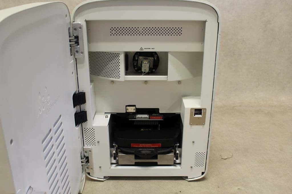 Applied Biosystems QuantStudio 7 Flex Real-Time PCR System, image 4