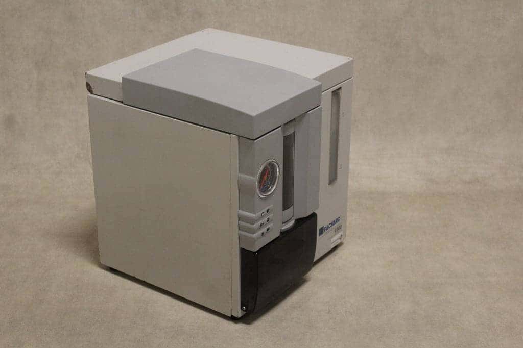 PerkinElmer Packard 9200 Hydrogen Generator, image 3