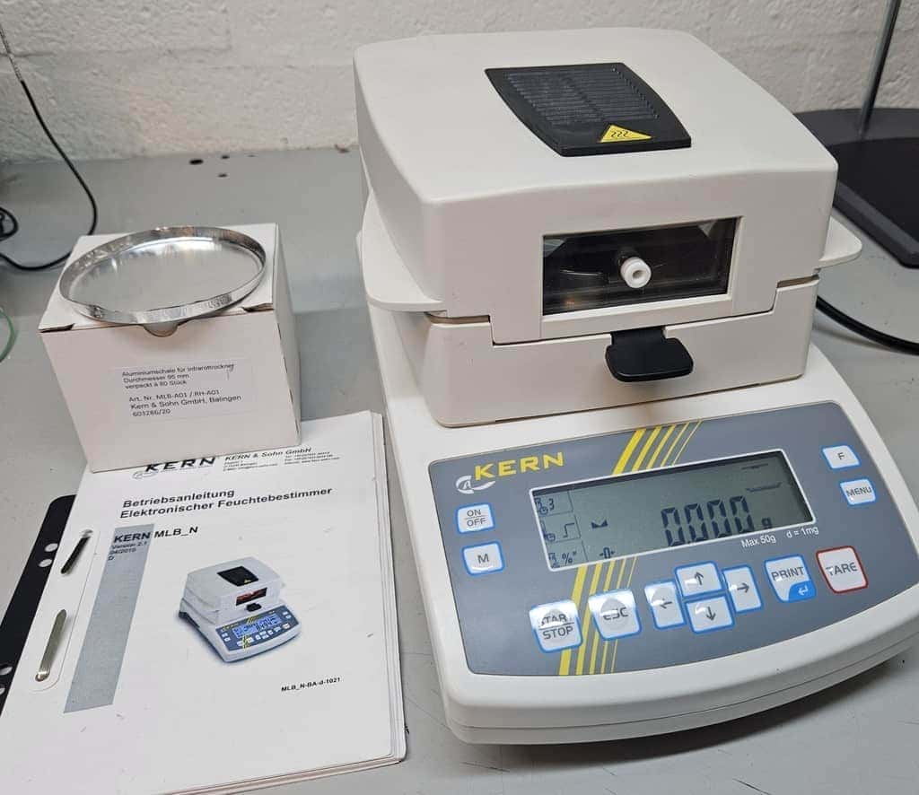 Kern MLB 50-3N Moisture Analysis Balance