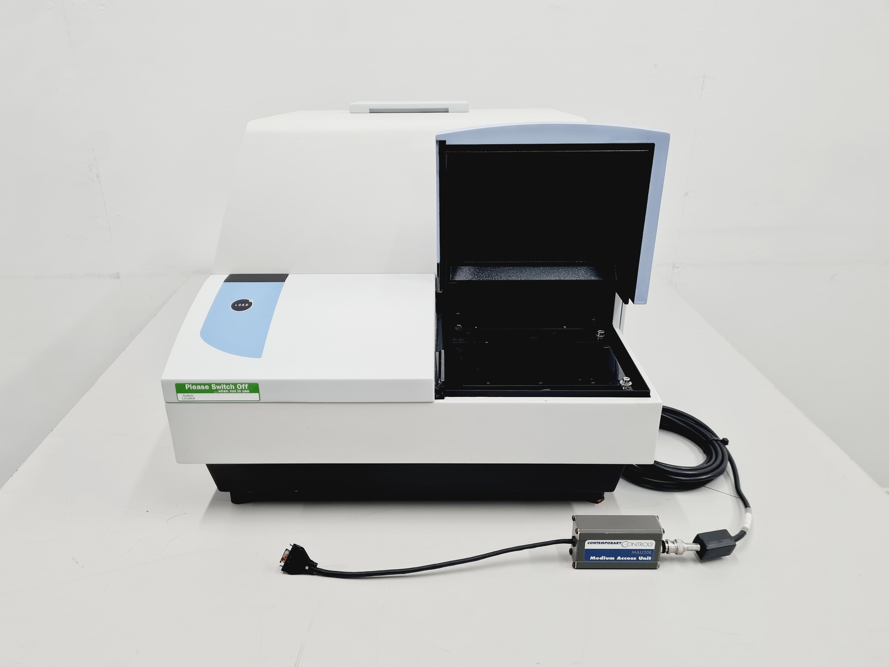 PerkinElmer VICTOR3 1420 Multilabel Plate Reader, image 2