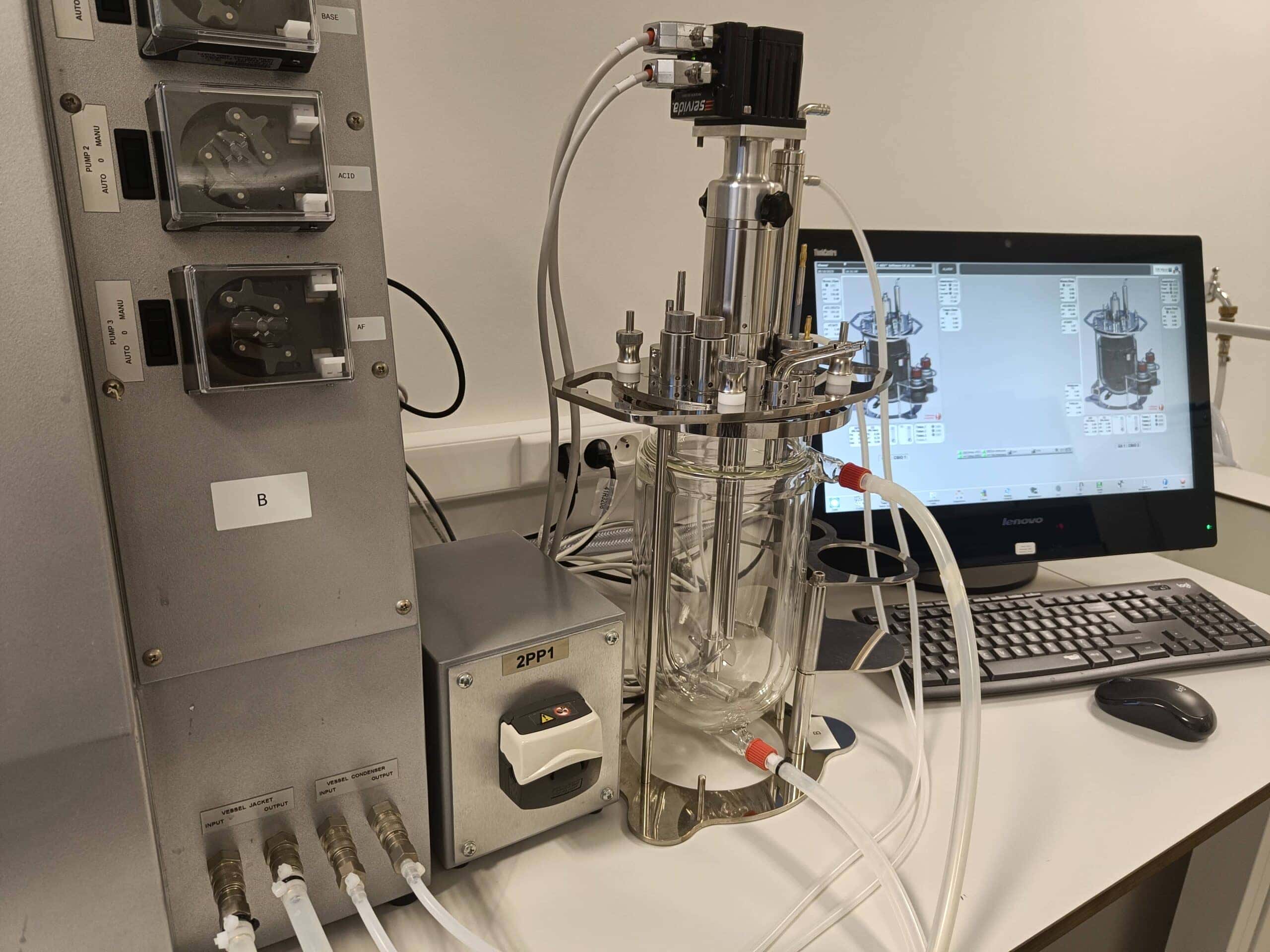 Global Process Concept CB0064 Benchtop 2L Bioreactor, image 3