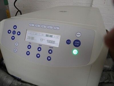 Eppendorf 5430R Refrigerated Centrifuge, image 2
