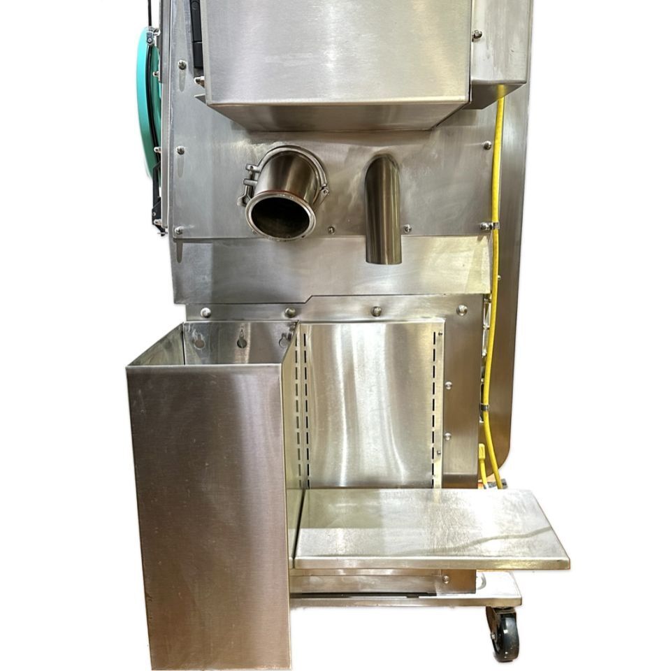 Germfree LFGI-3USP Compounding Aseptic Containment Isolator, image 5