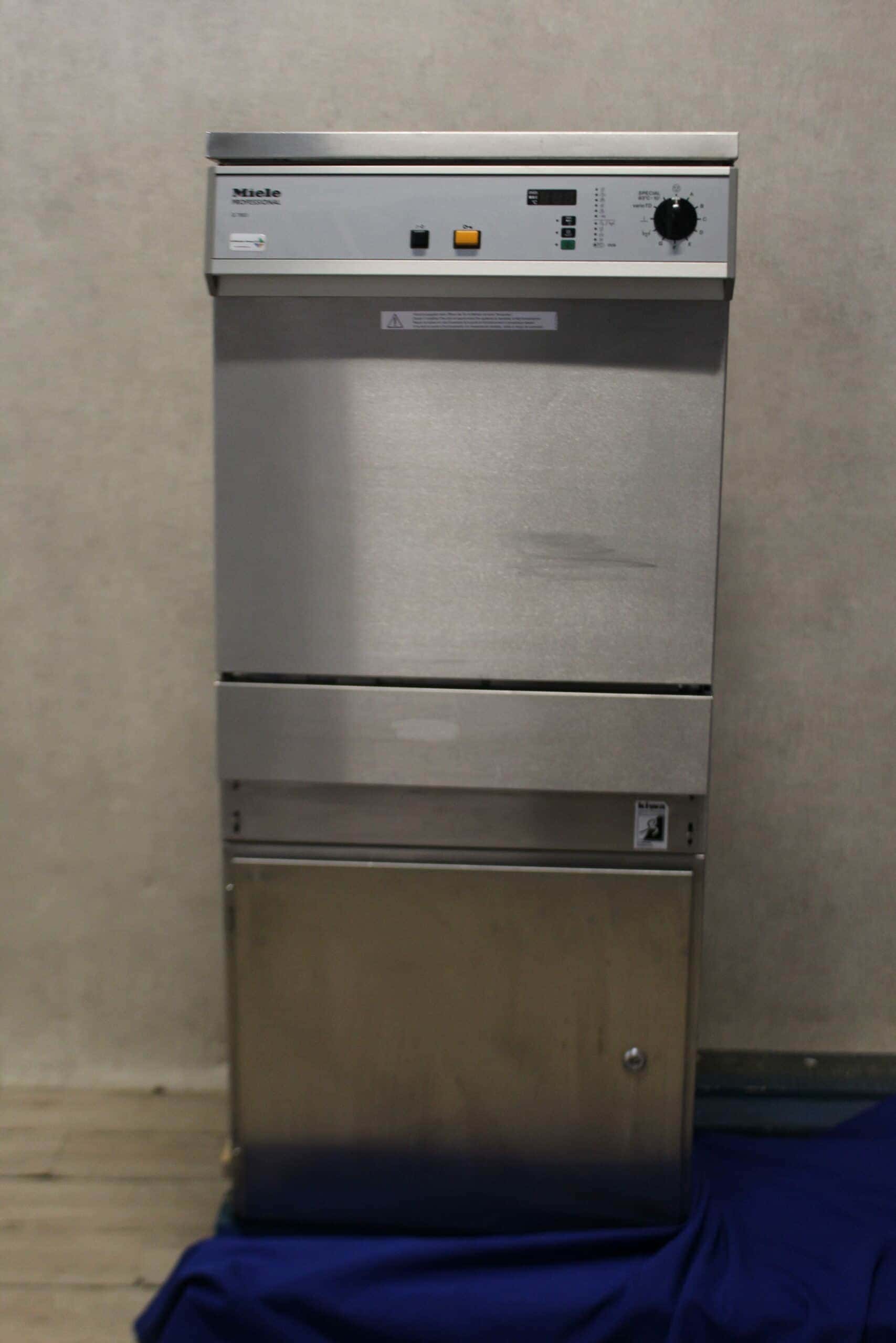 Miele G7883 Cleaning and Disinfection Machine