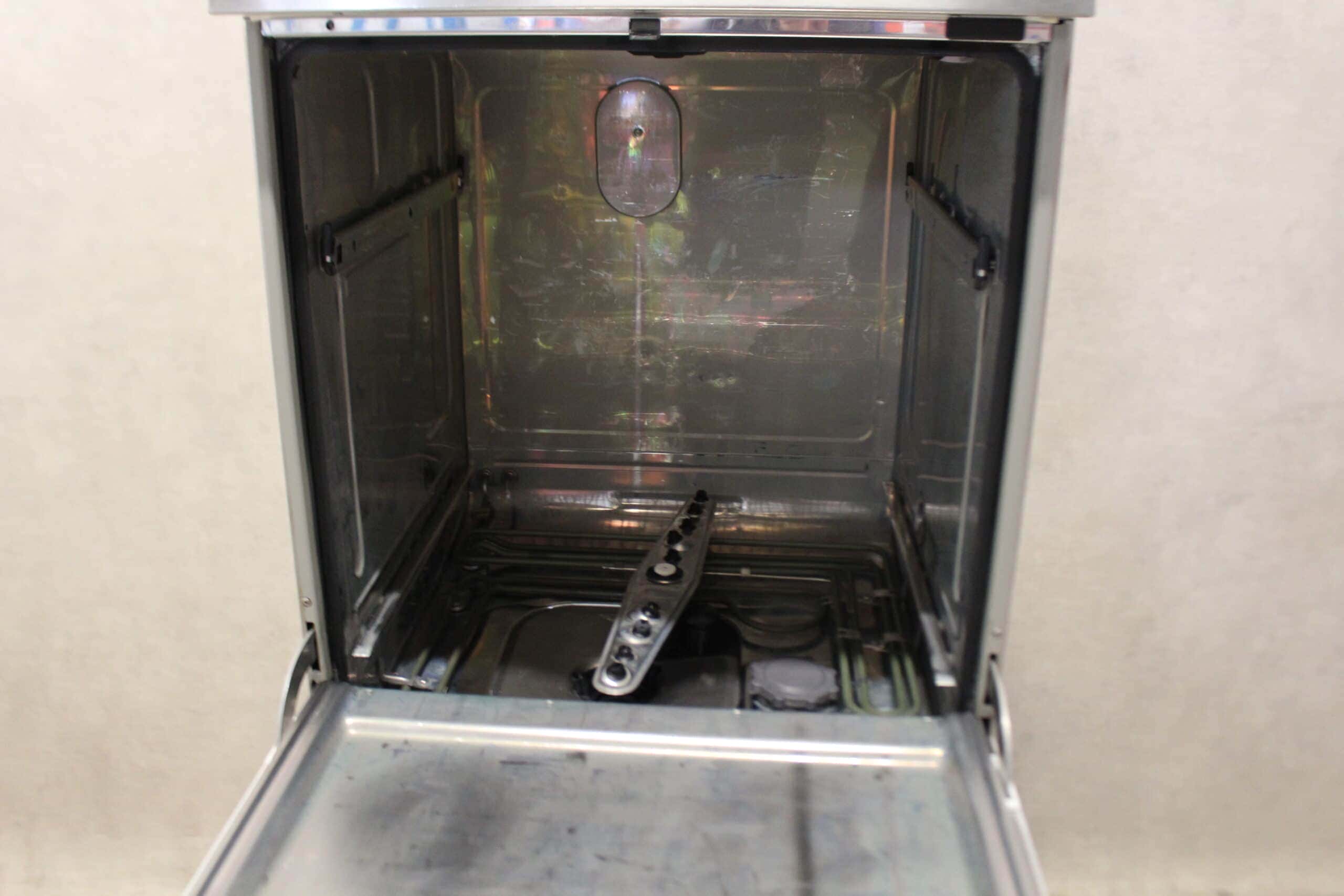 Miele G7883 Cleaning and Disinfection Machine, image 2
