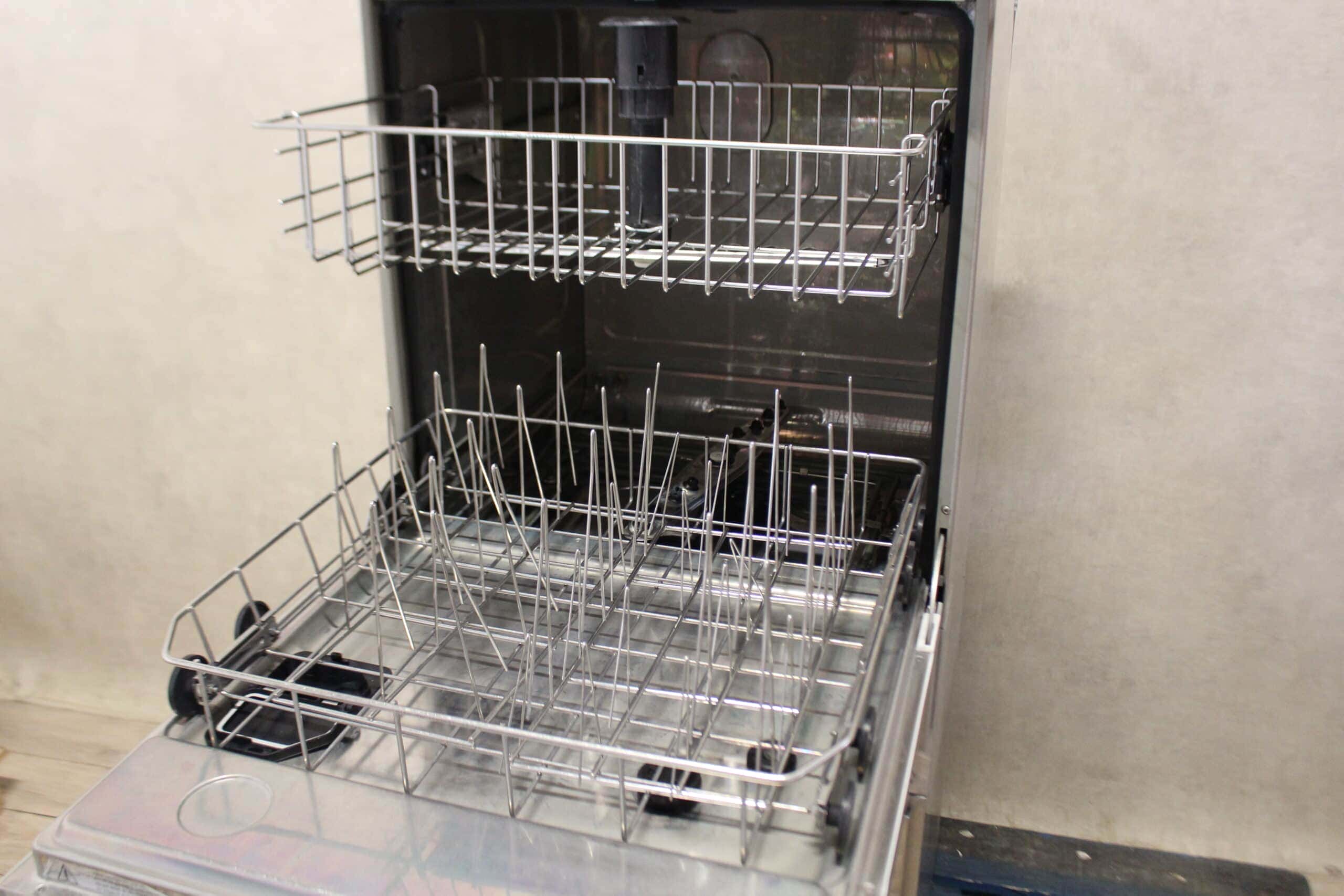 Miele G7883 Cleaning and Disinfection Machine, image 4