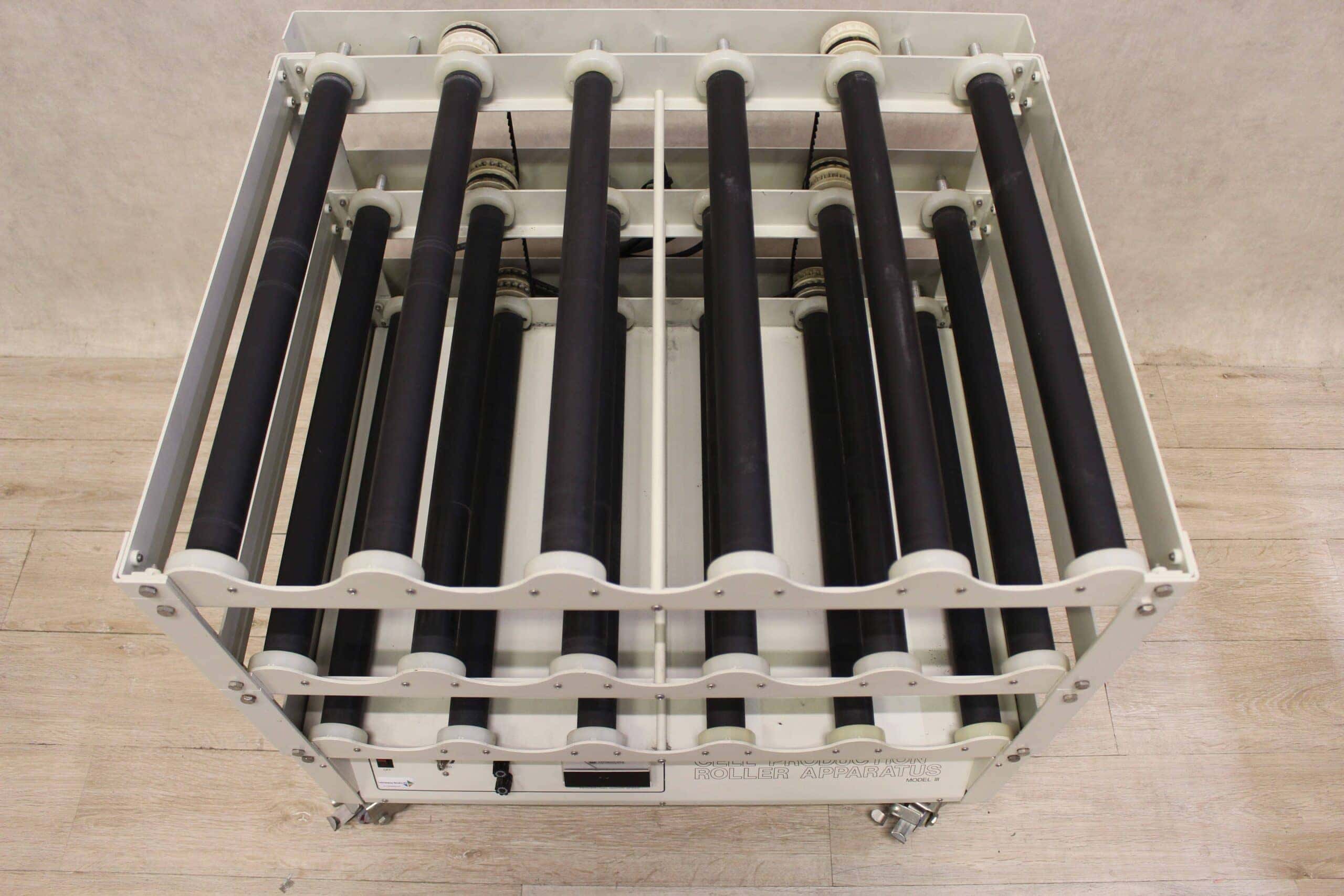 Wheaton Model III Roller Bottle Culture Apparatus (15 bottles), image 2