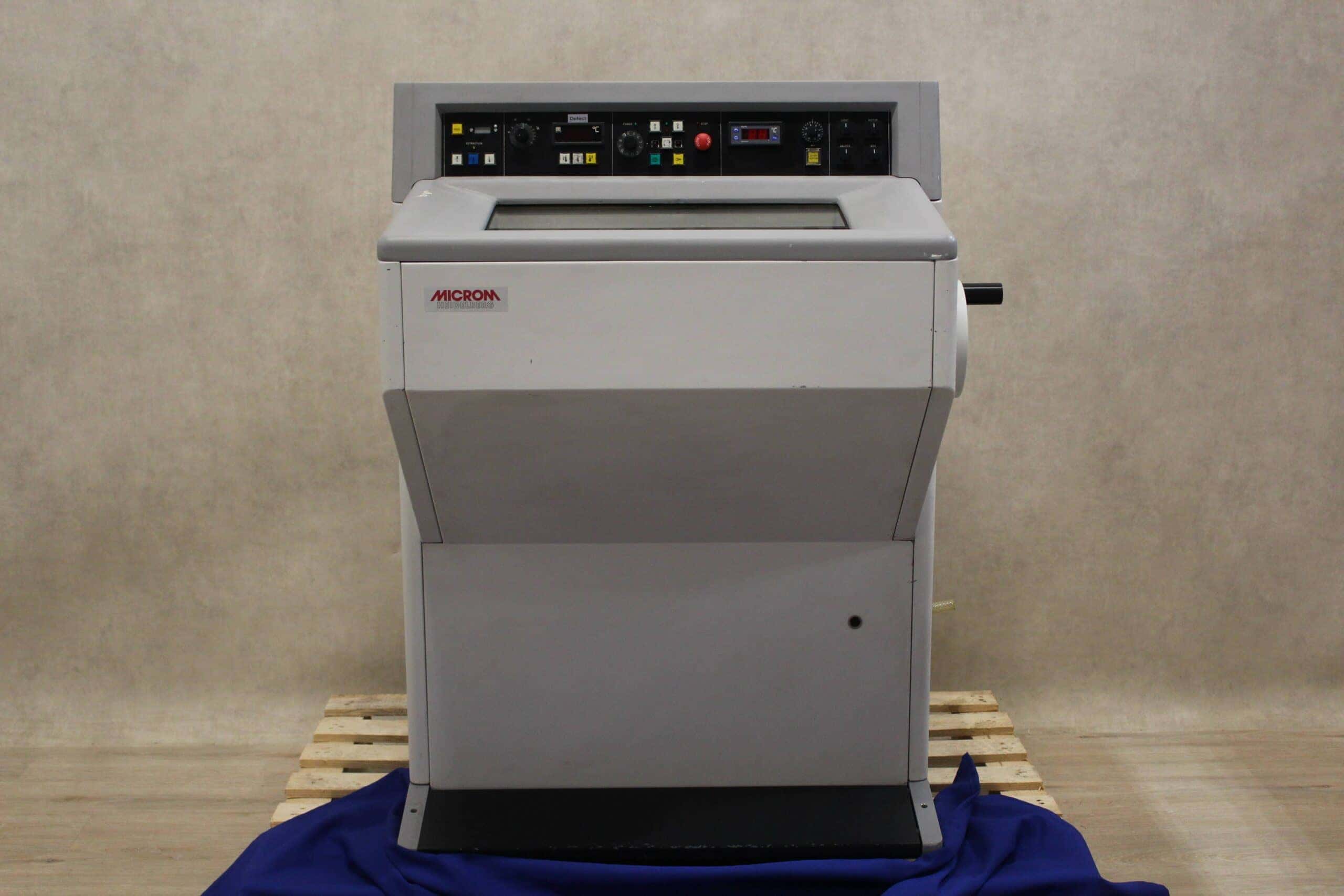 Microm 500 OM Cryostat Refrigerated Microtome