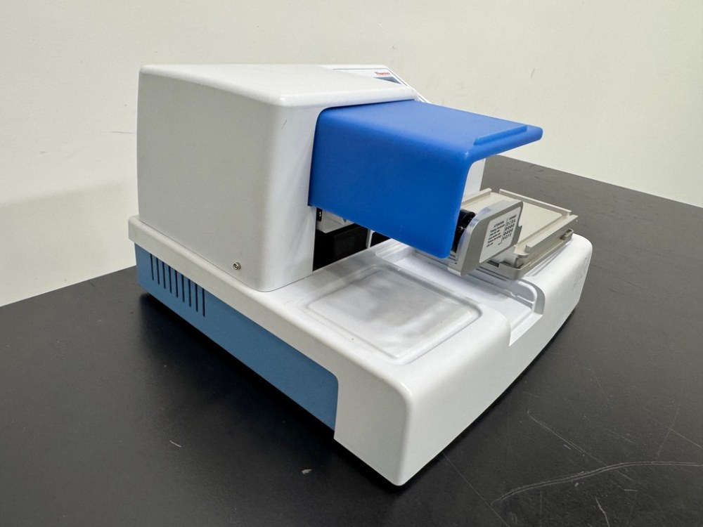 Thermo Scientific Multidrop Combi Reagent Dispenser, image 2