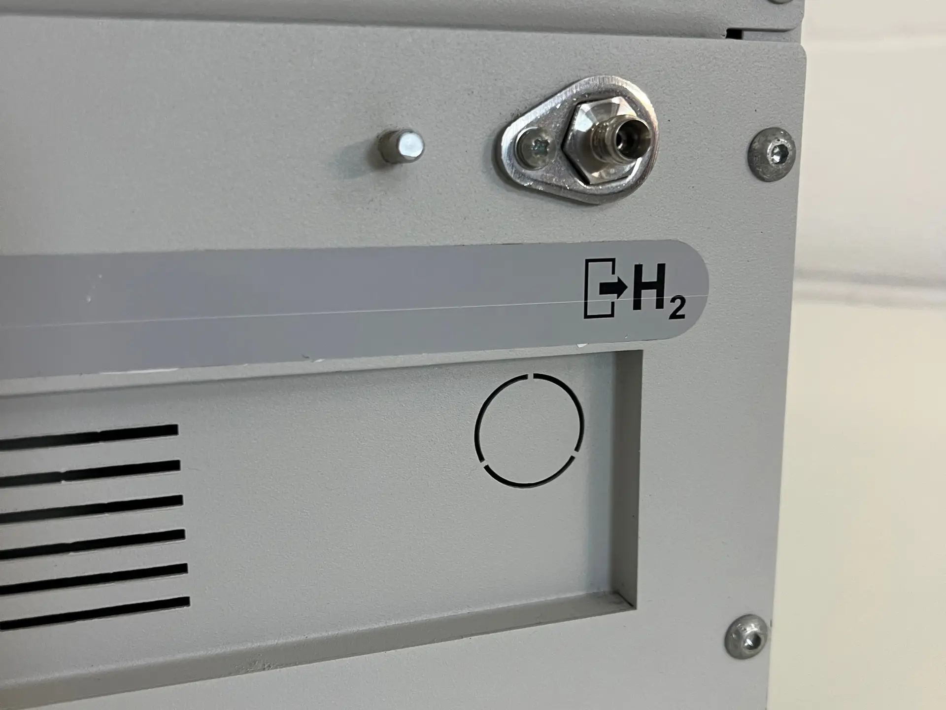 Parker Balston H2PEM-260 Hydrogen Generator, image 10