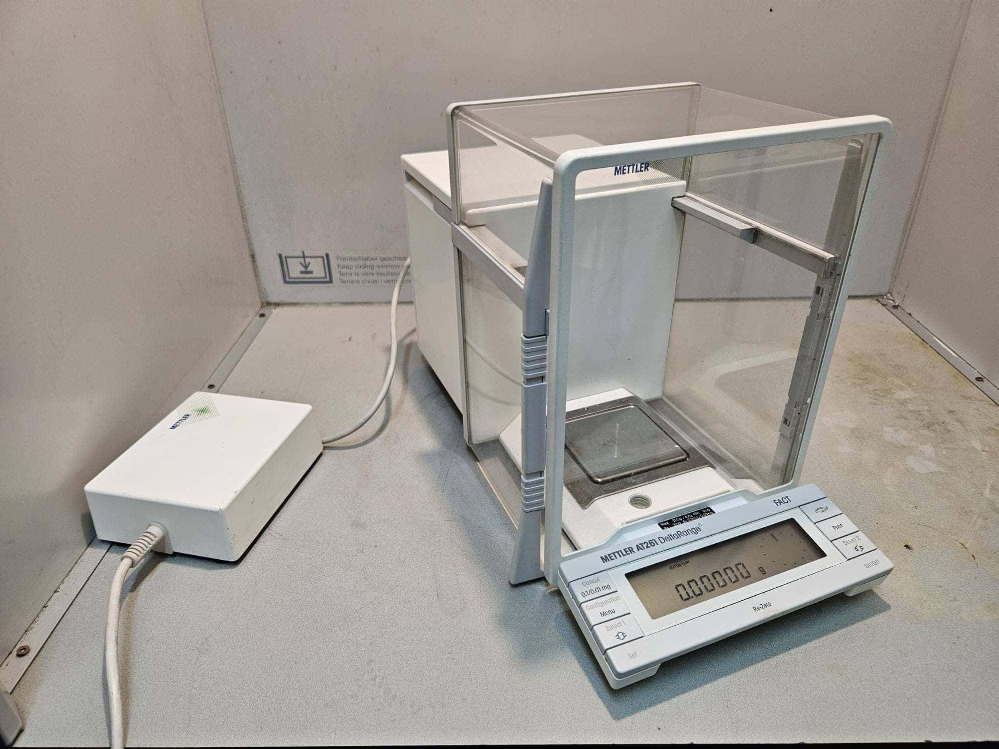 Mettler Toledo AT261 DeltaRange Analytical Balance, image 4