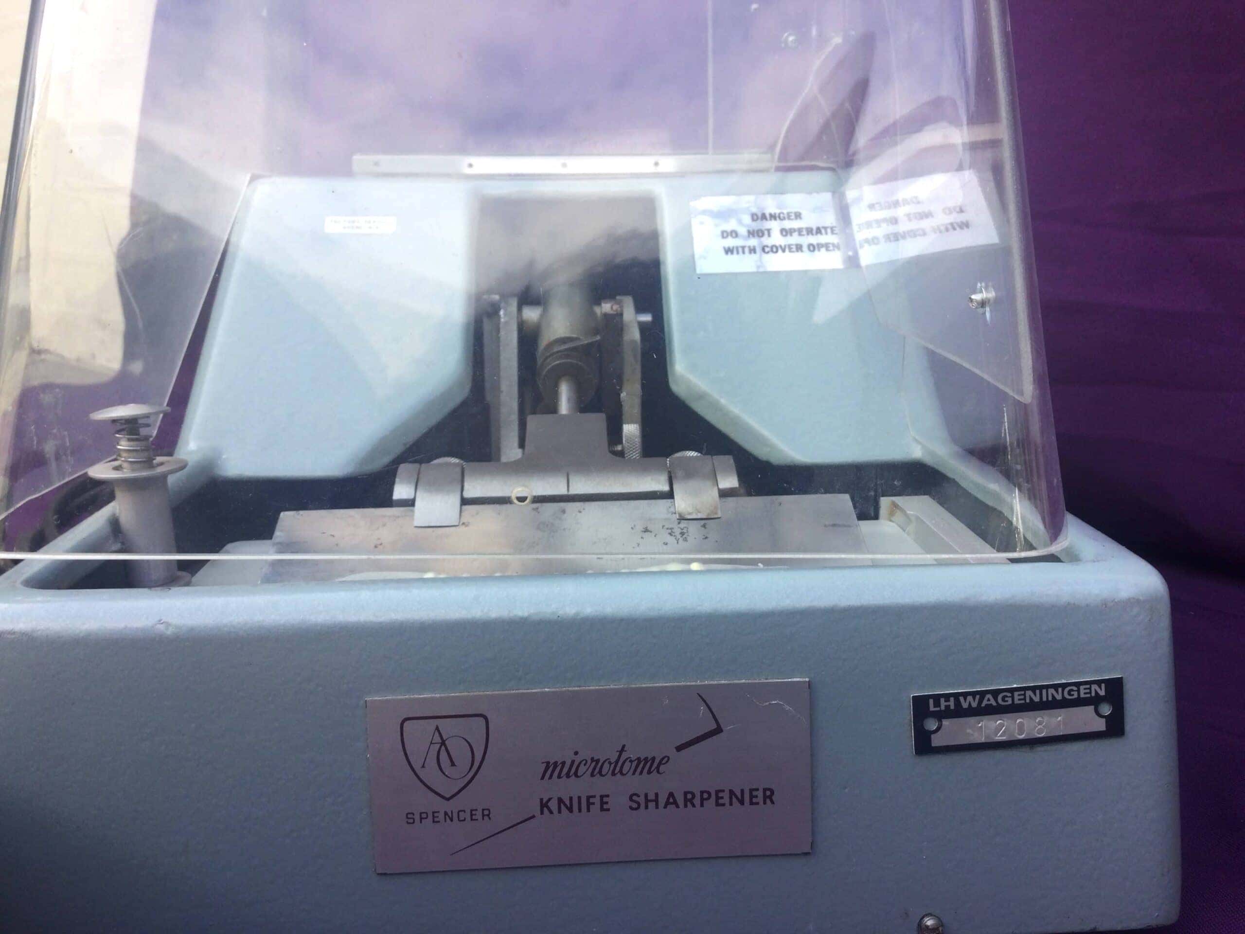 American Optical Spencer 935 Automatic Knife Sharpener, image 2
