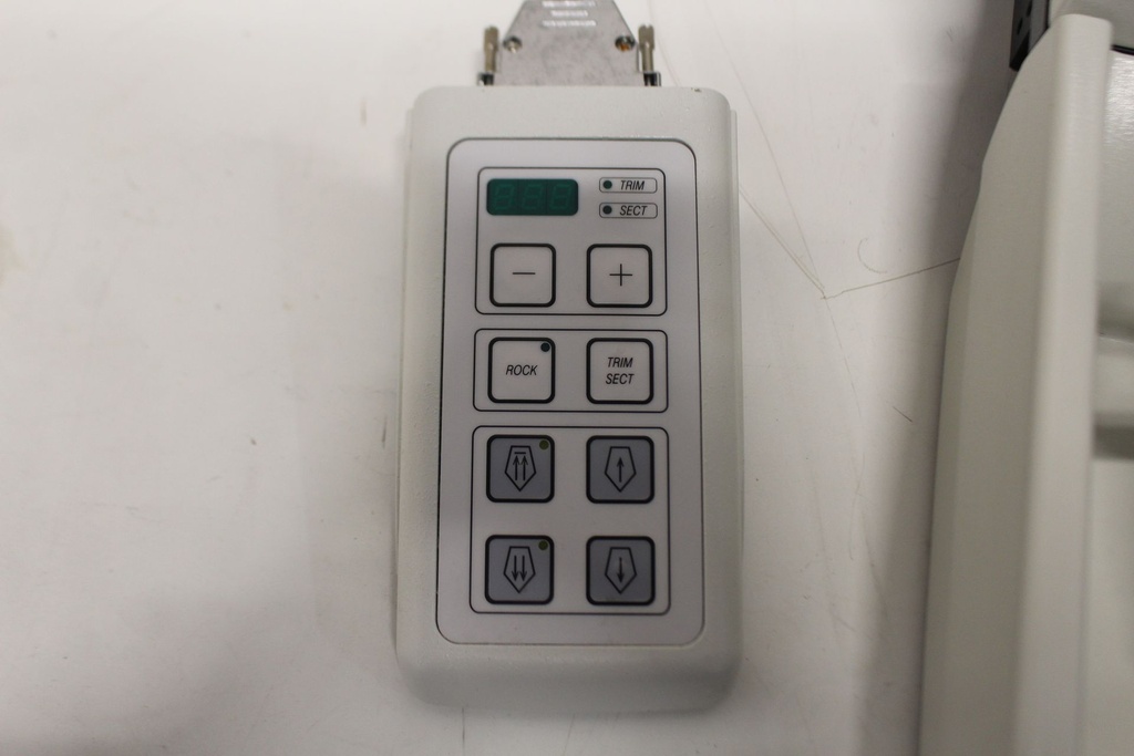 Leica RM2245 Microtome, image 3