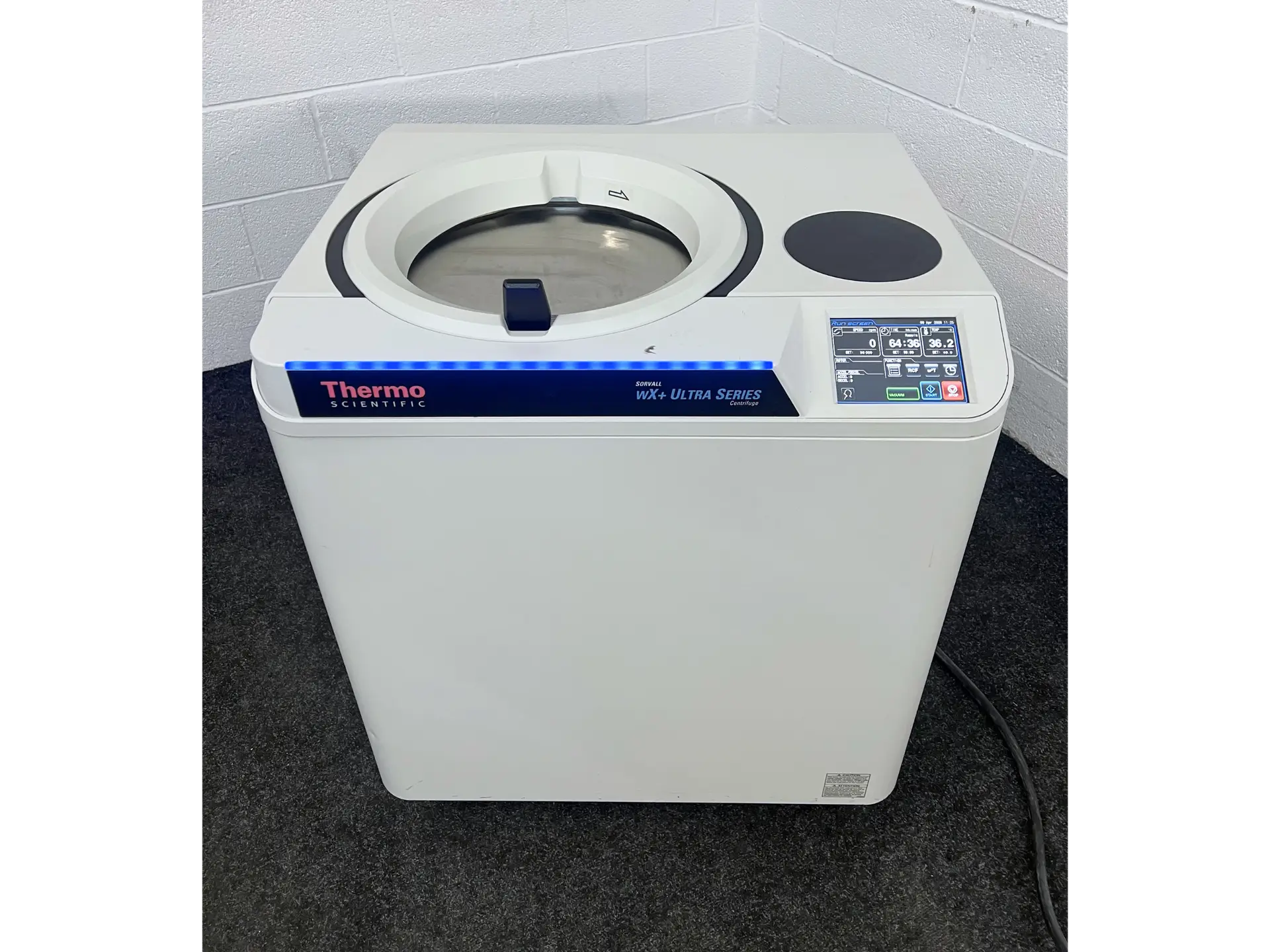 Thermo Scientific Sorvall WX80+ Ultra Series Centrifuge, image 4