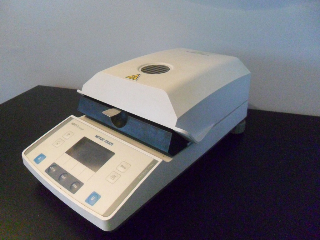 Mettler Toledo HB43-S Halogen Moisture Analyzer