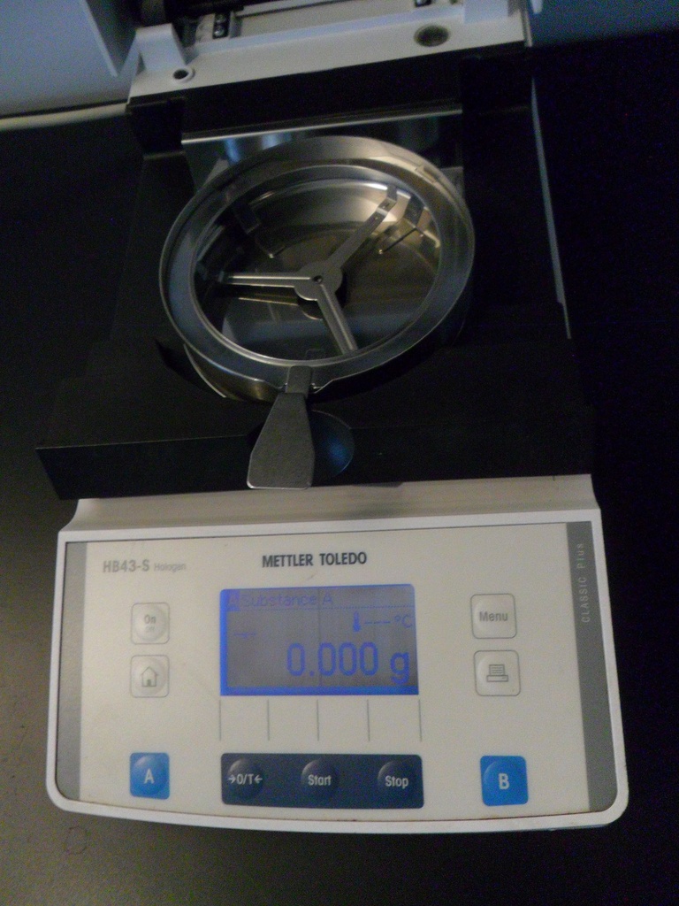 Mettler Toledo HB43-S Halogen Moisture Analyzer, image 4