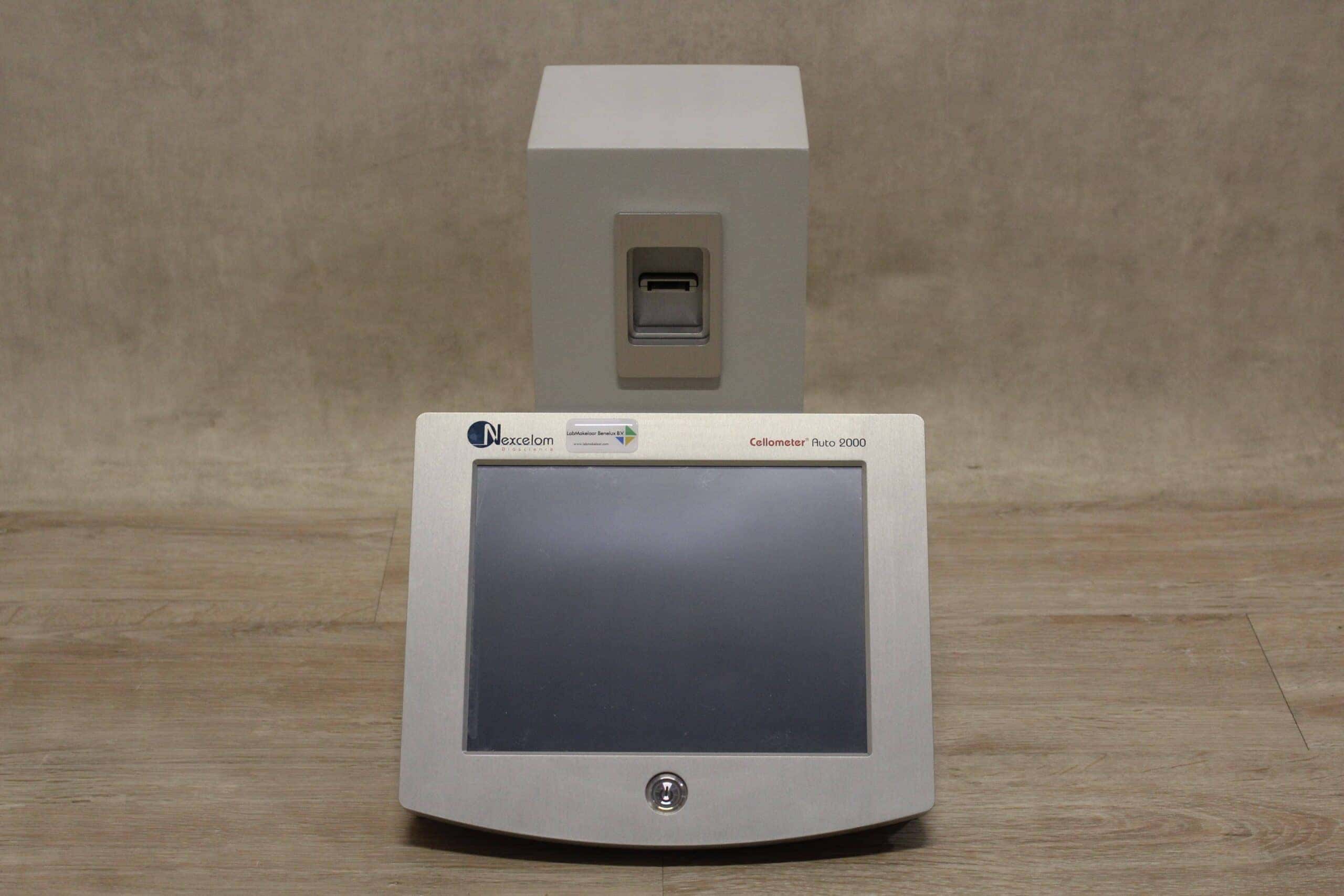 Nexcelom Cellometer Auto 2000 Cell Profiler Automated Cell Counter
