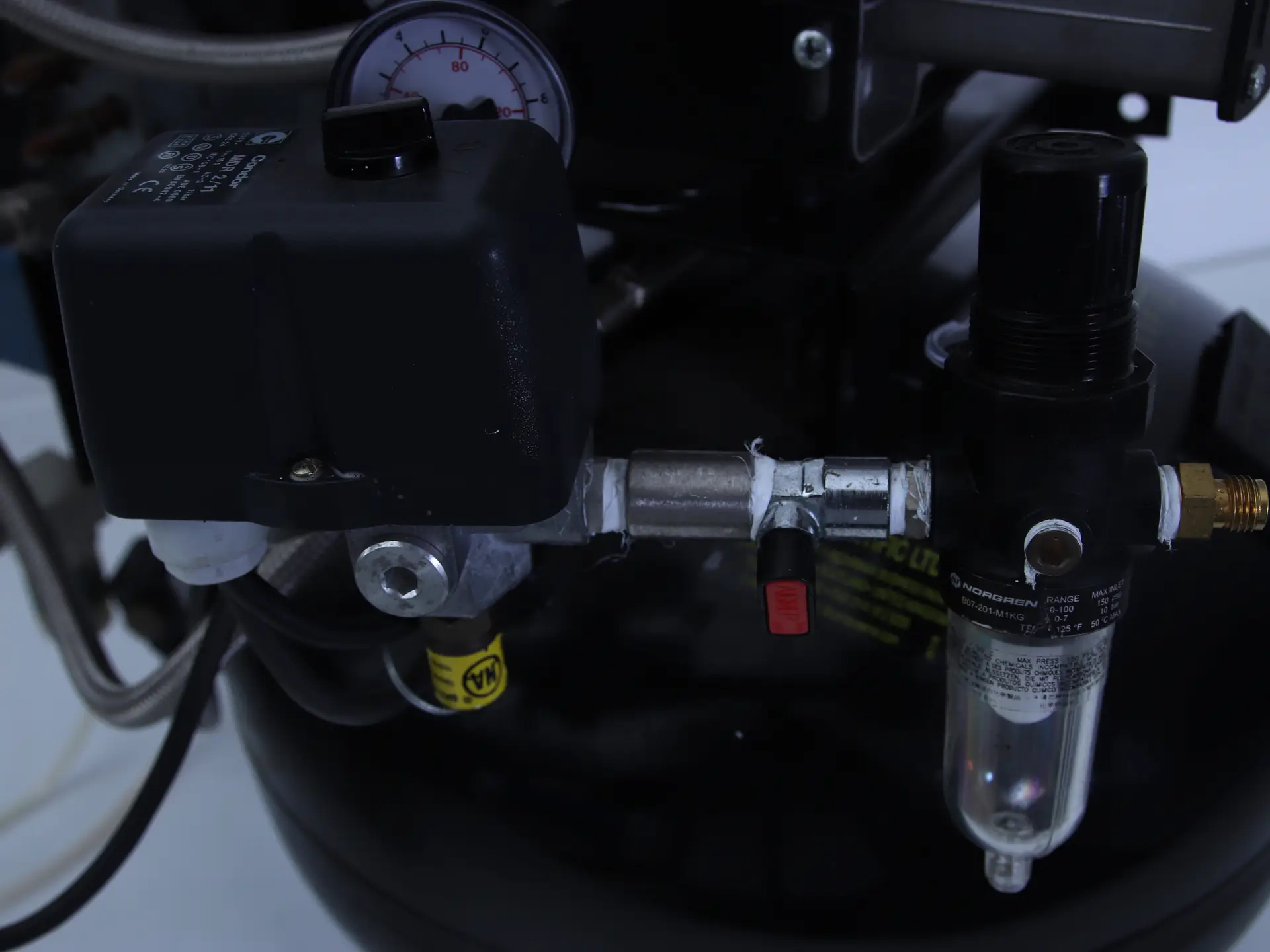 Peak Scientific D1/24/57 Compact Air Compressor, image 9