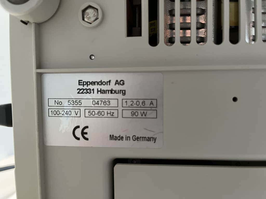 Eppendorf ThermoMixer Comfort Shaking Heating Block, image 6