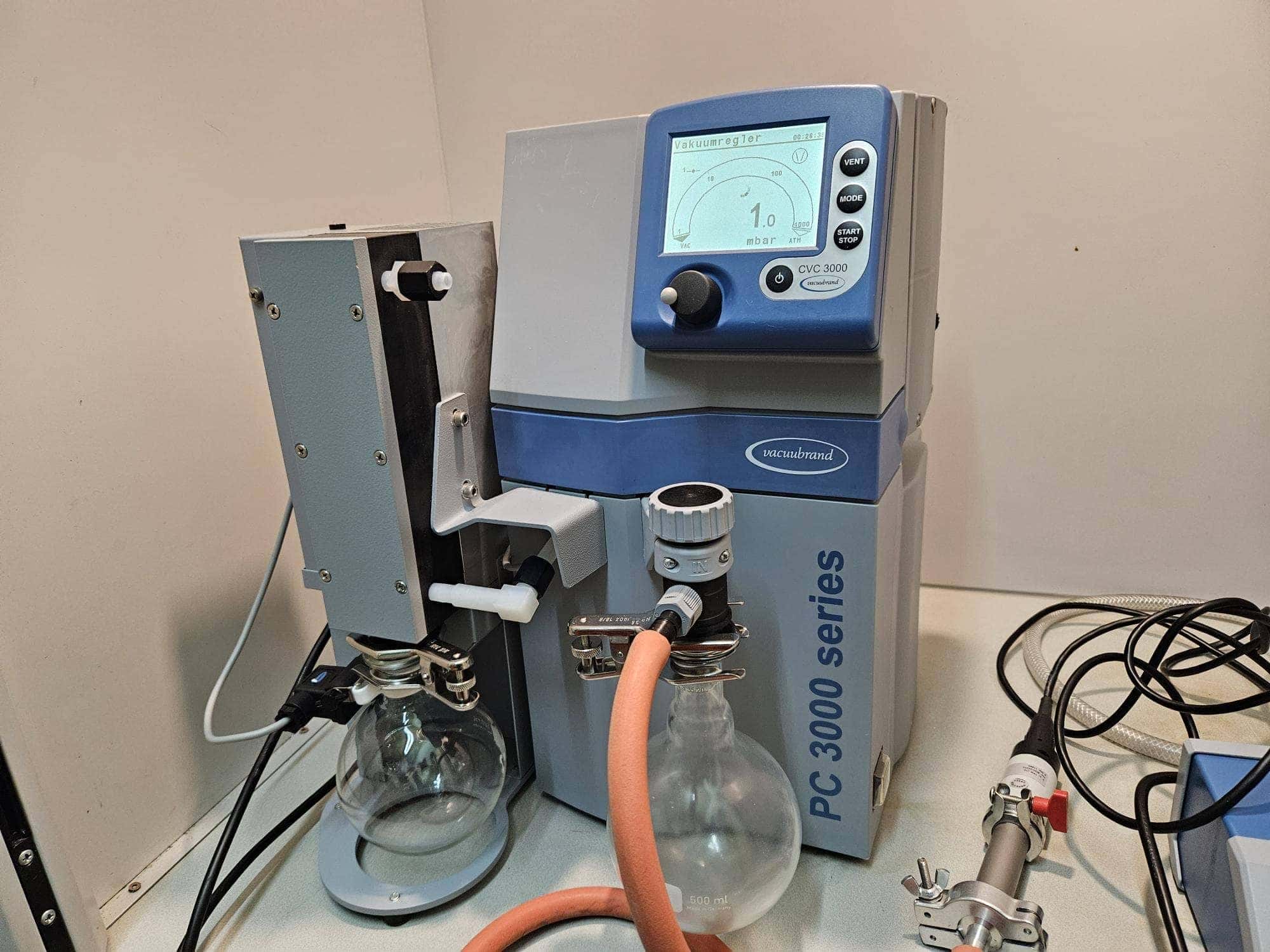 Vacuubrand PC3004 VARIO EKP Vacuum Setup, image 4