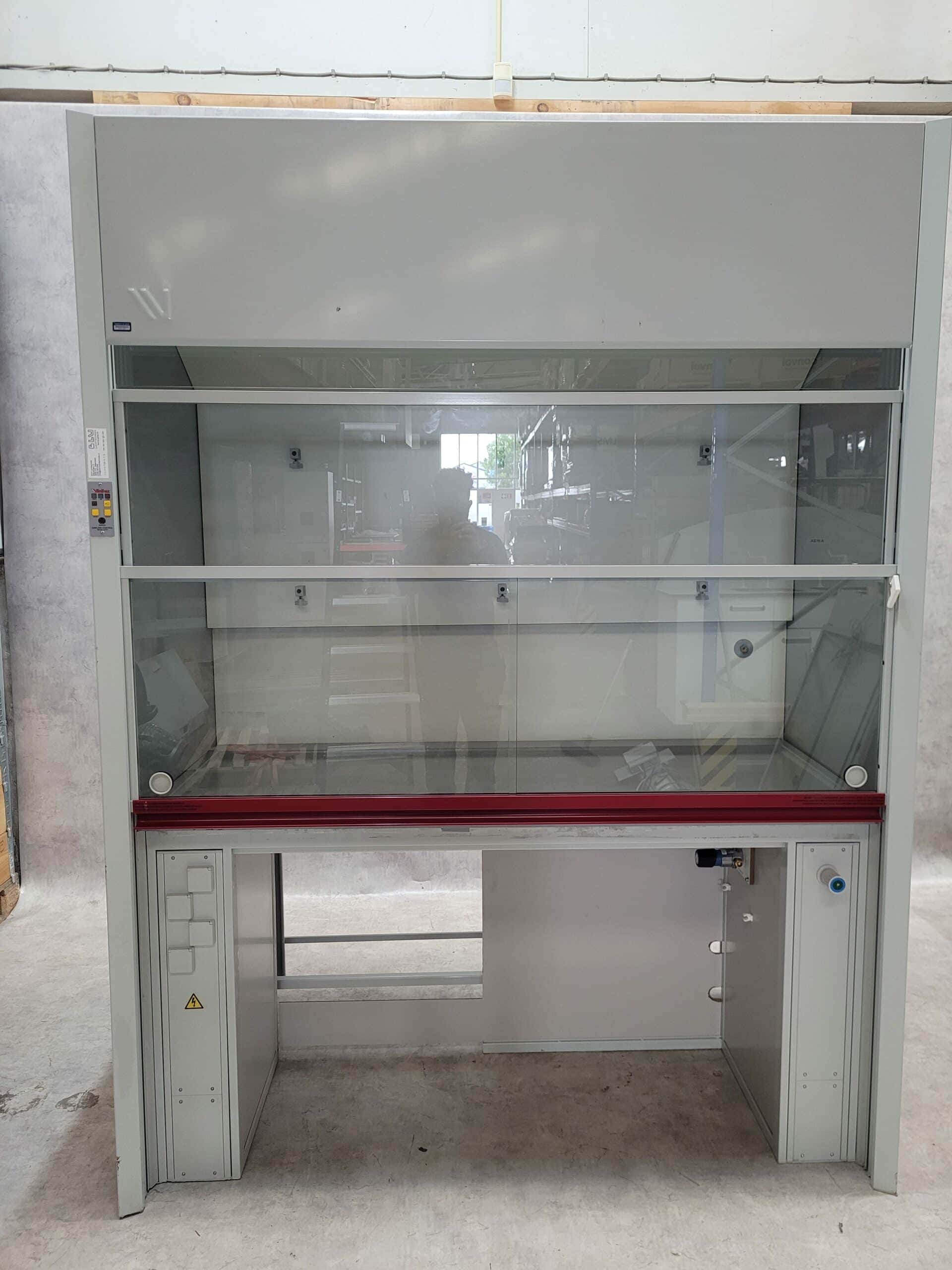 Vinitex 1800 Fume Hood